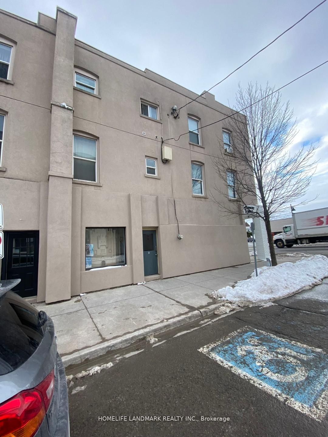 2 Bascom Street S #9