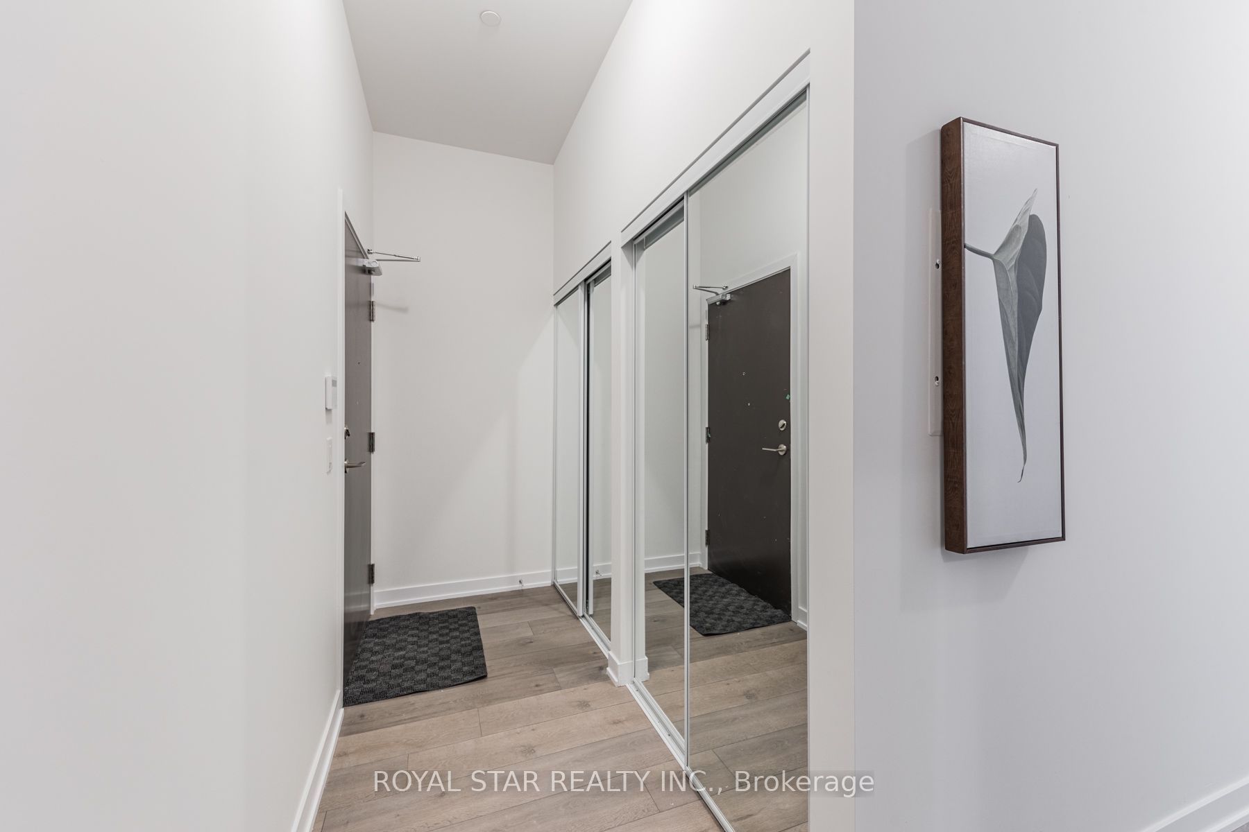 10 Honeycrisp Crescent, #105