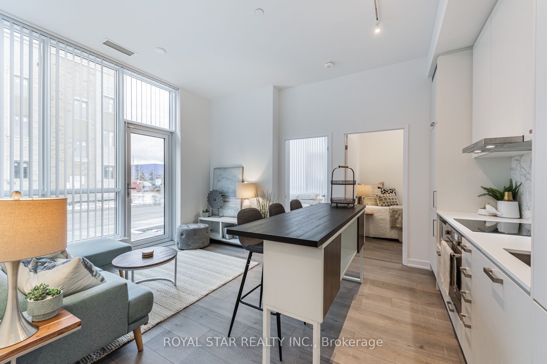 10 Honeycrisp Crescent, #105