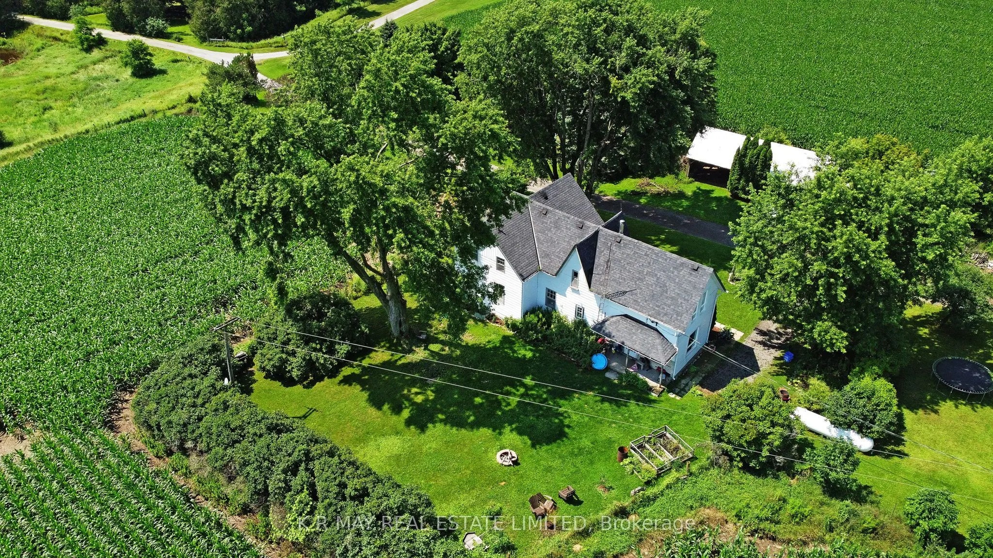 11699 Concession 6