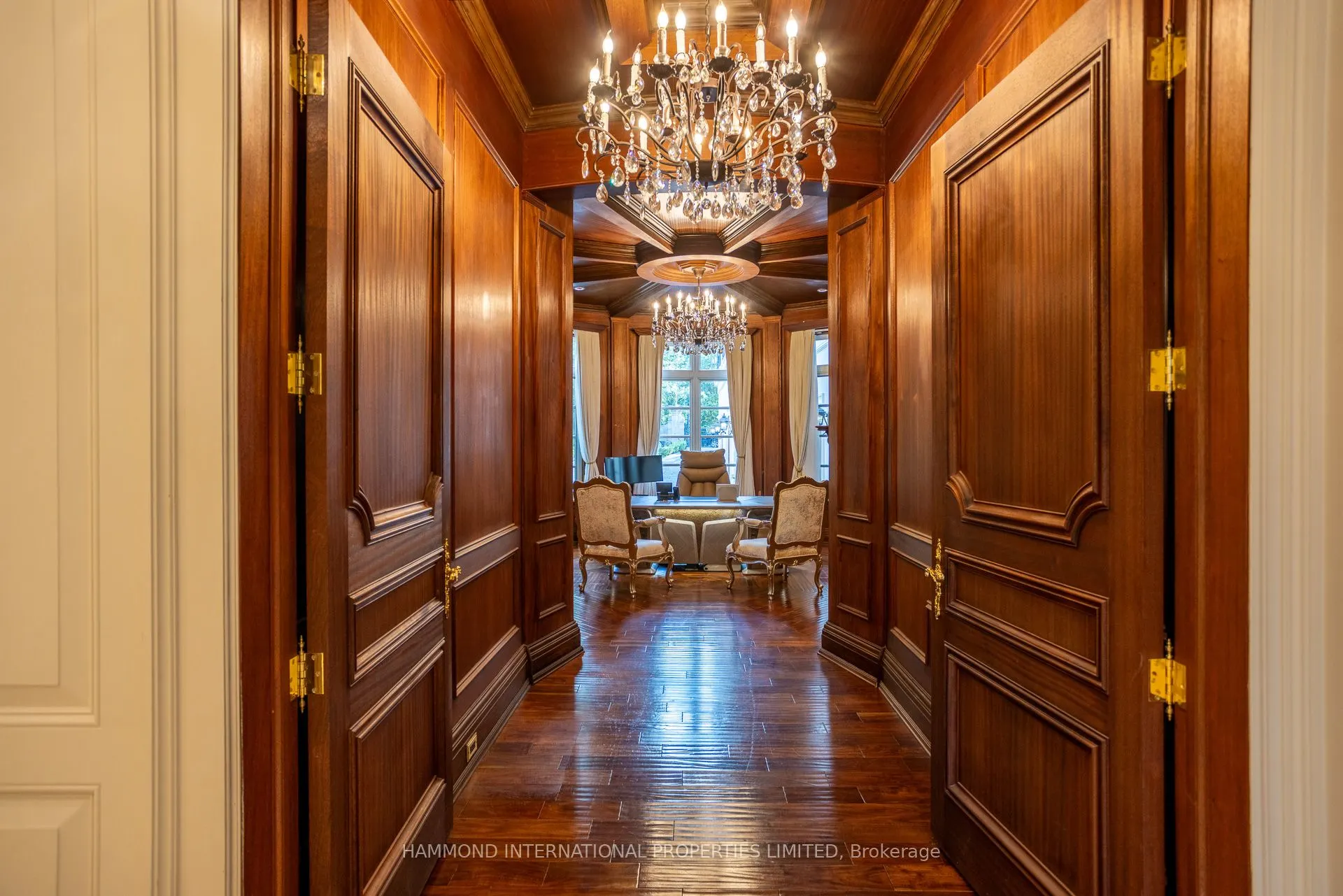 33 Forest Ridge Road