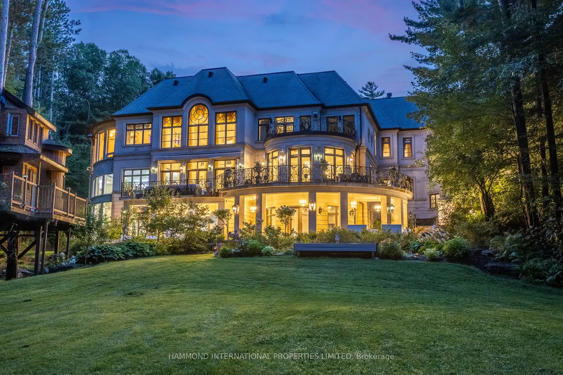 33 Forest Ridge Road