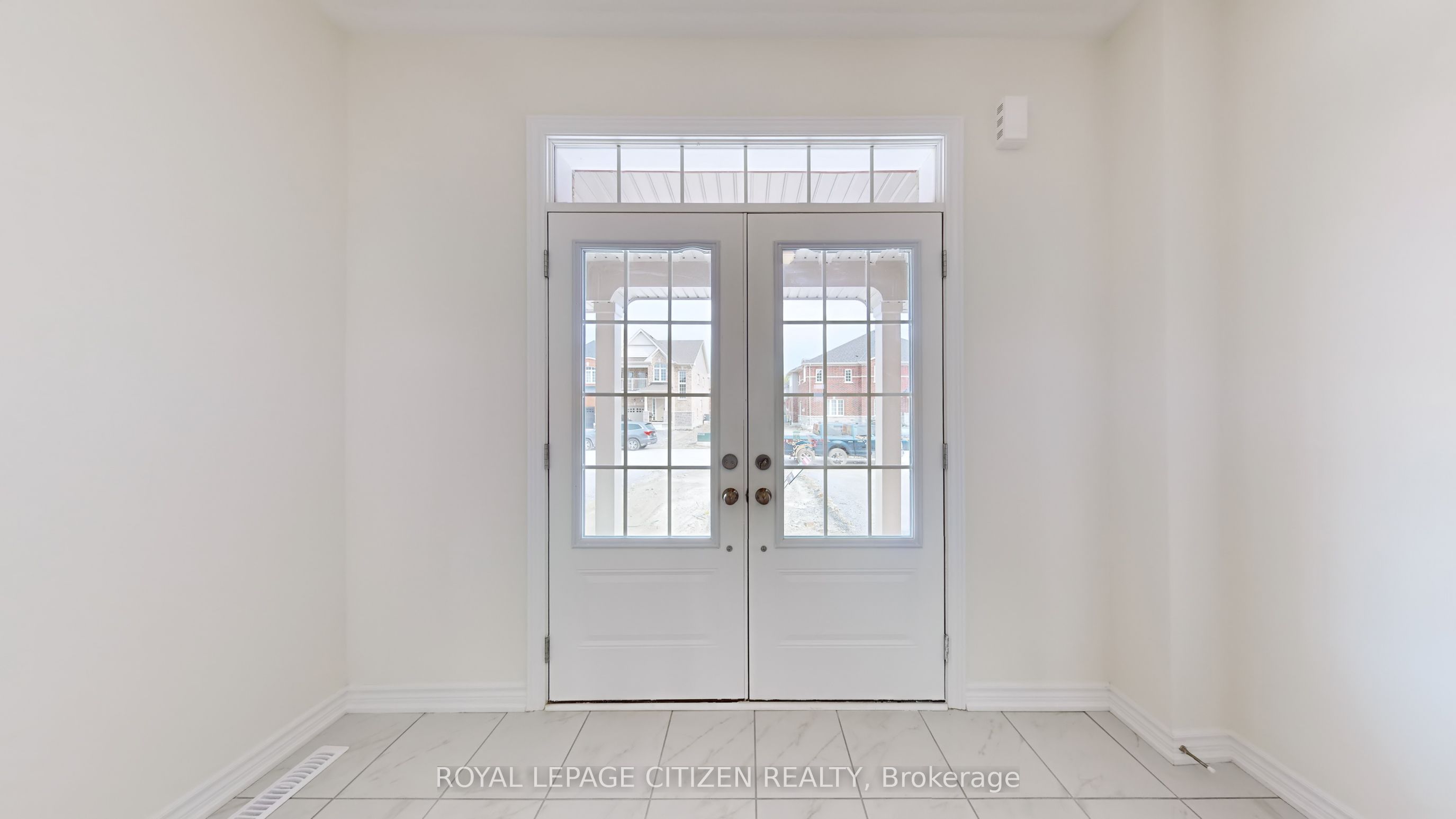 123 cliff thompson Crescent