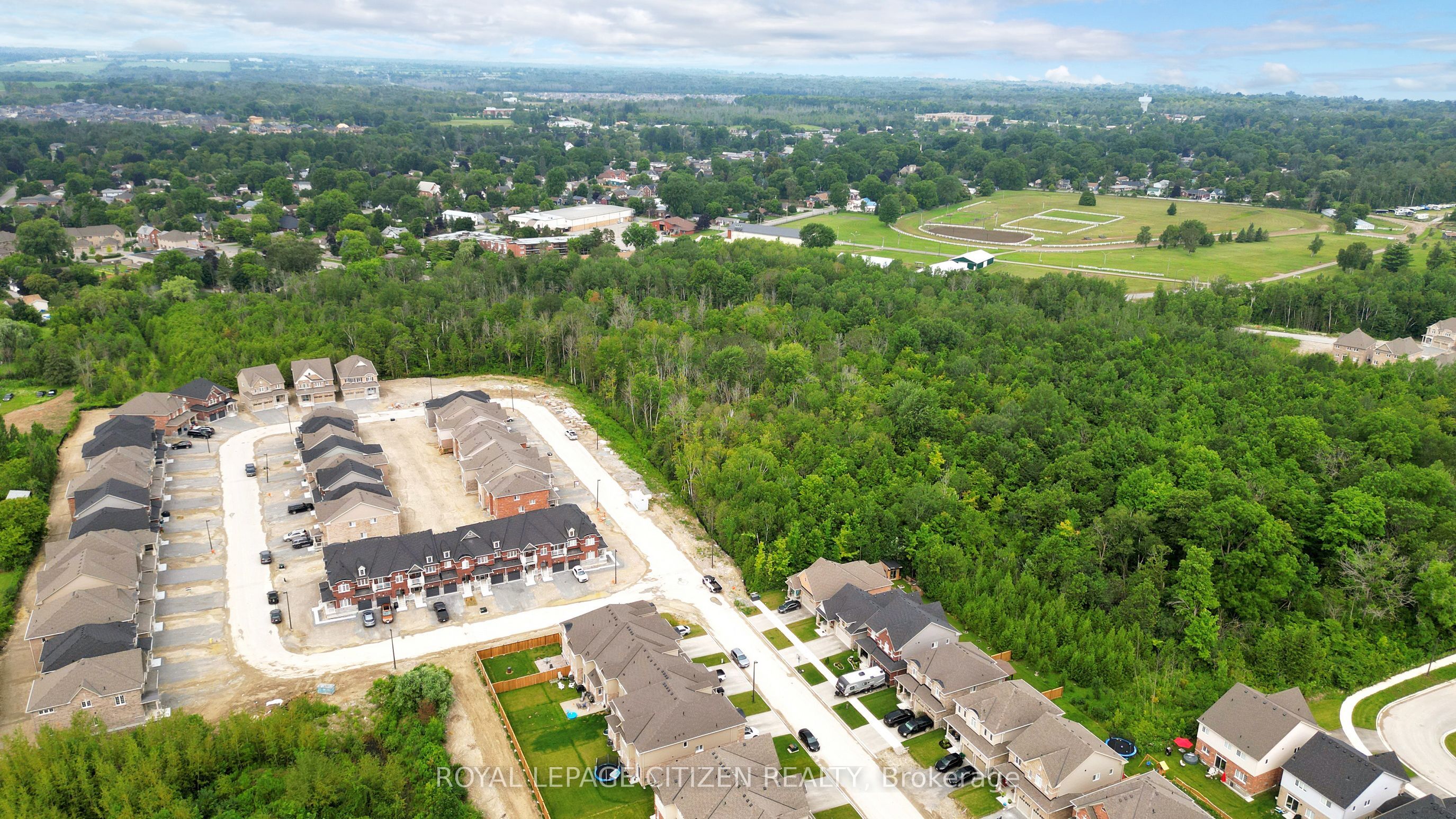 123 cliff thompson Crescent