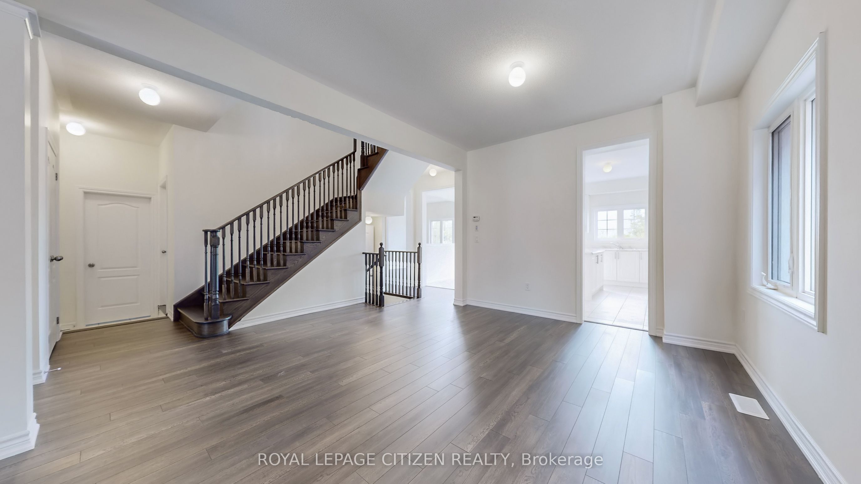 123 cliff thompson Crescent