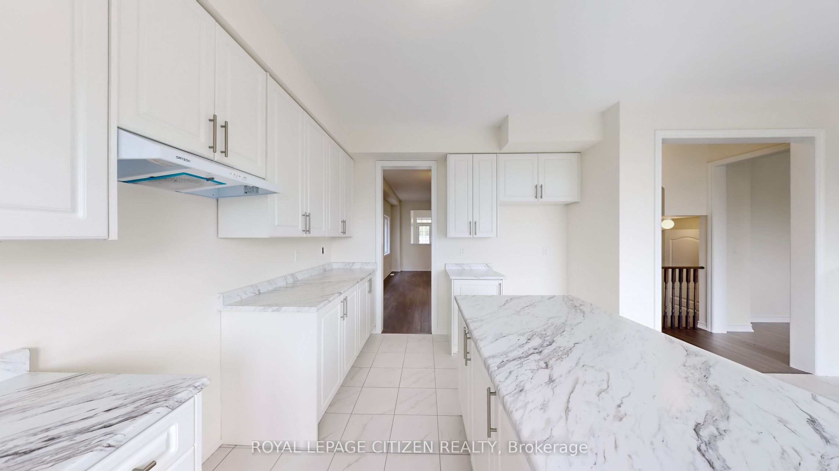 123 cliff thompson Crescent