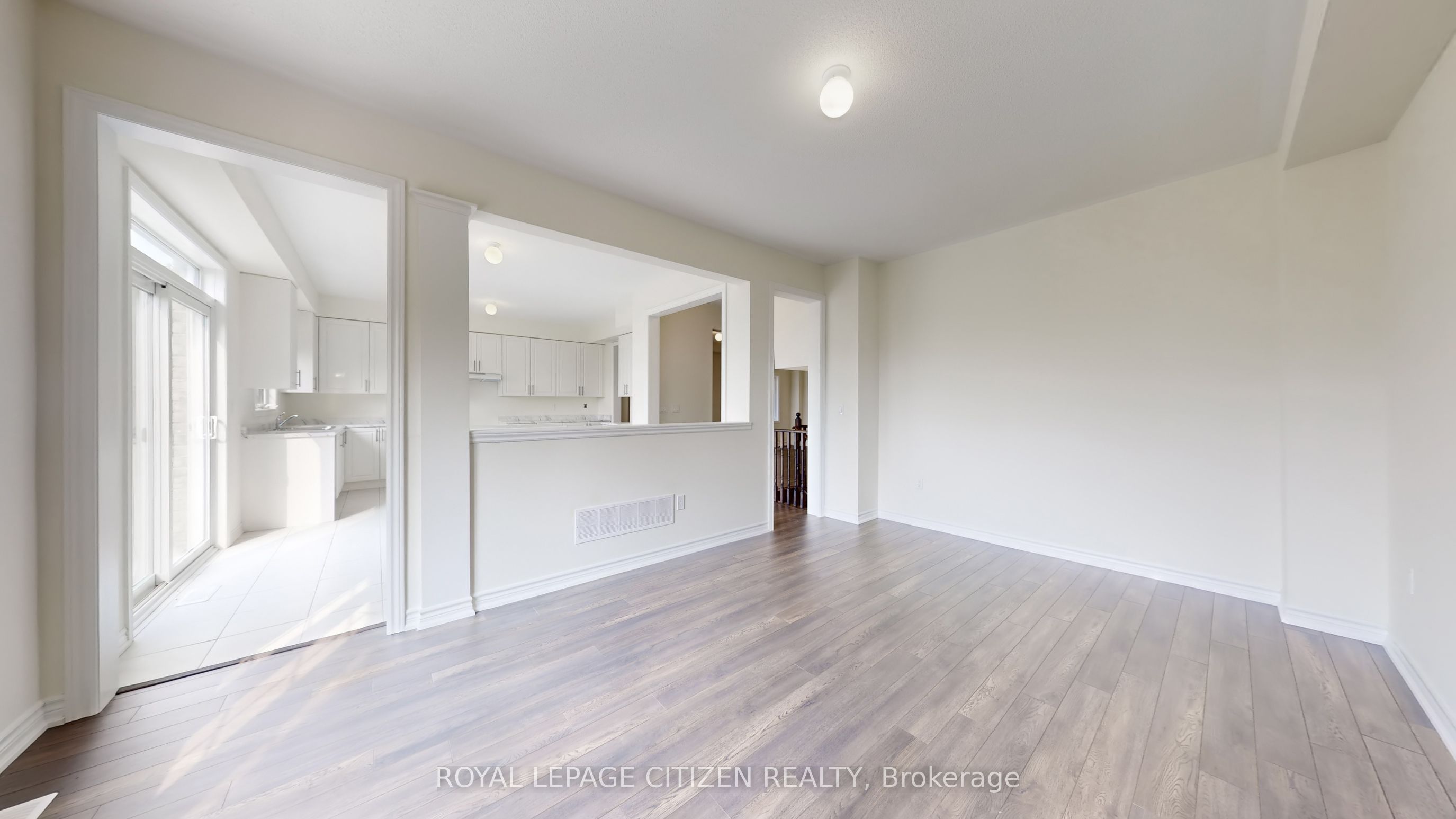 123 cliff thompson Crescent
