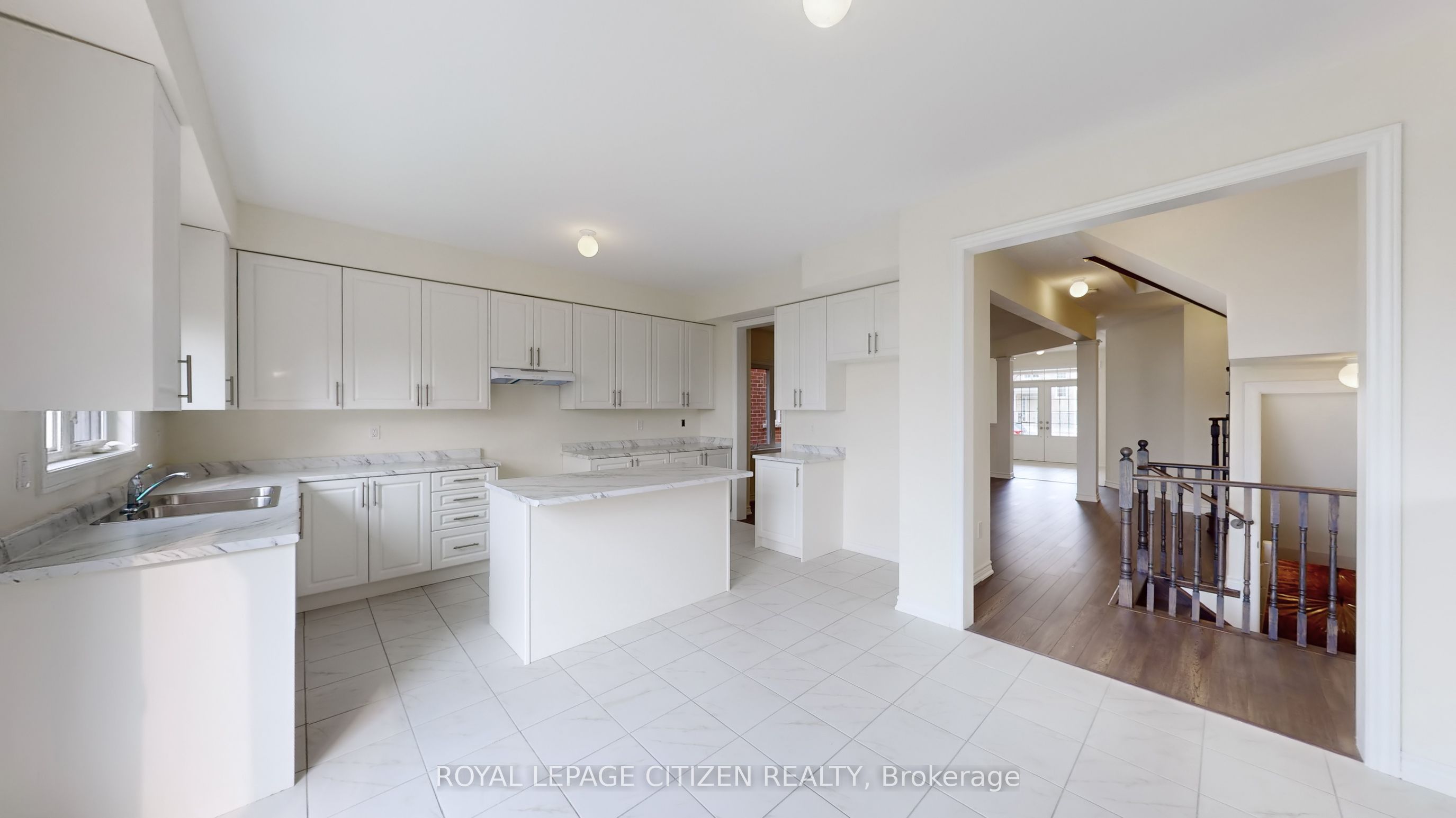 123 cliff thompson Crescent