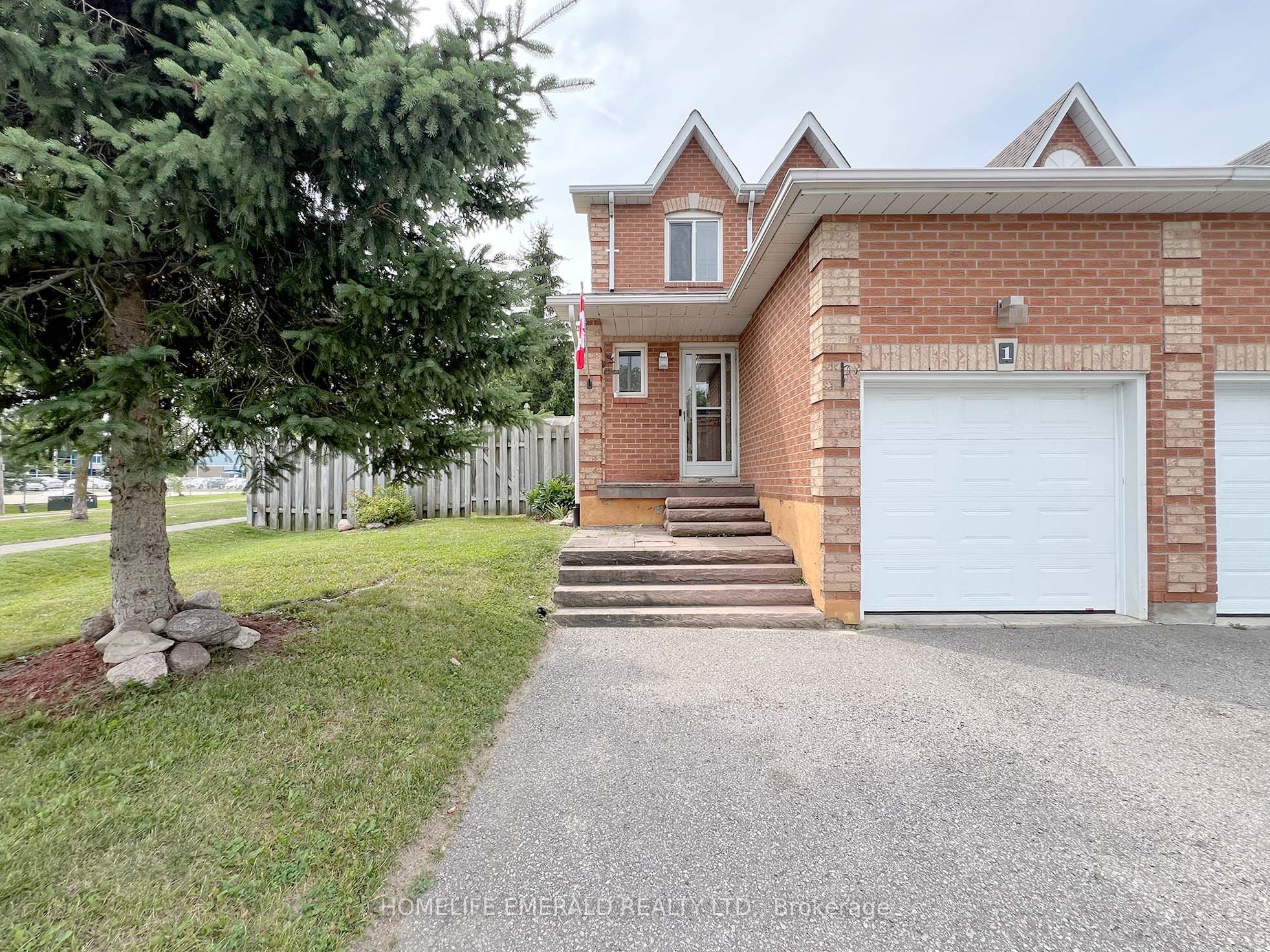 1 Potter Crescent