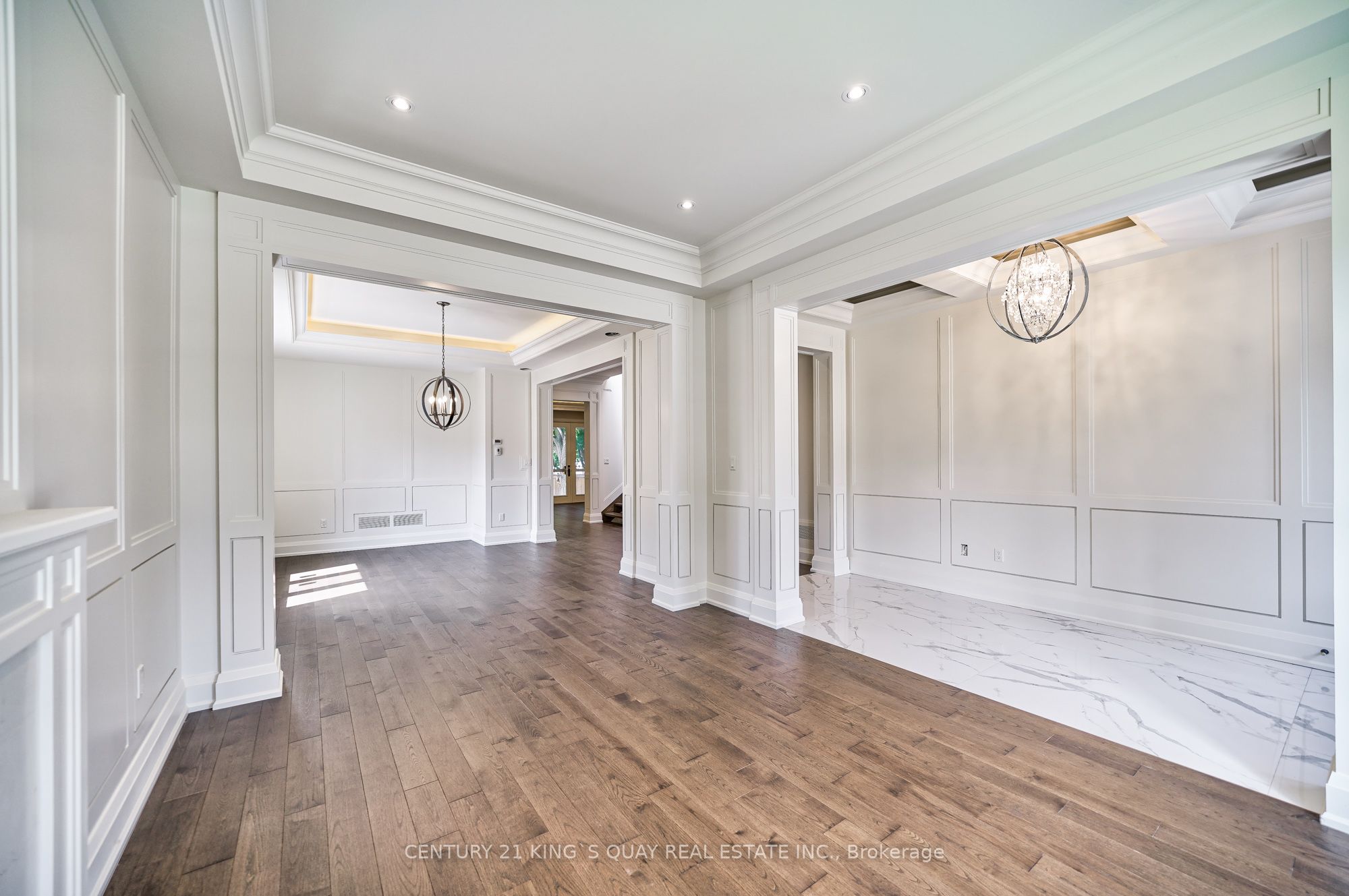 82 Cartier Crescent