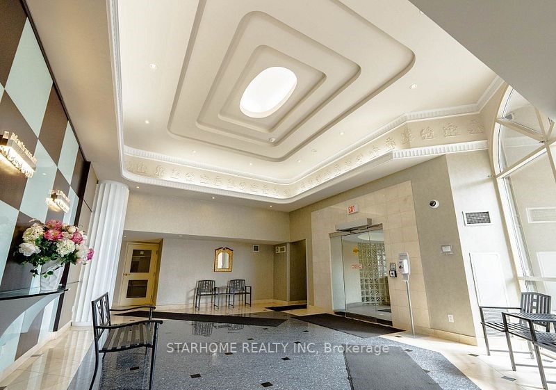 9015 Leslie Street, #1208