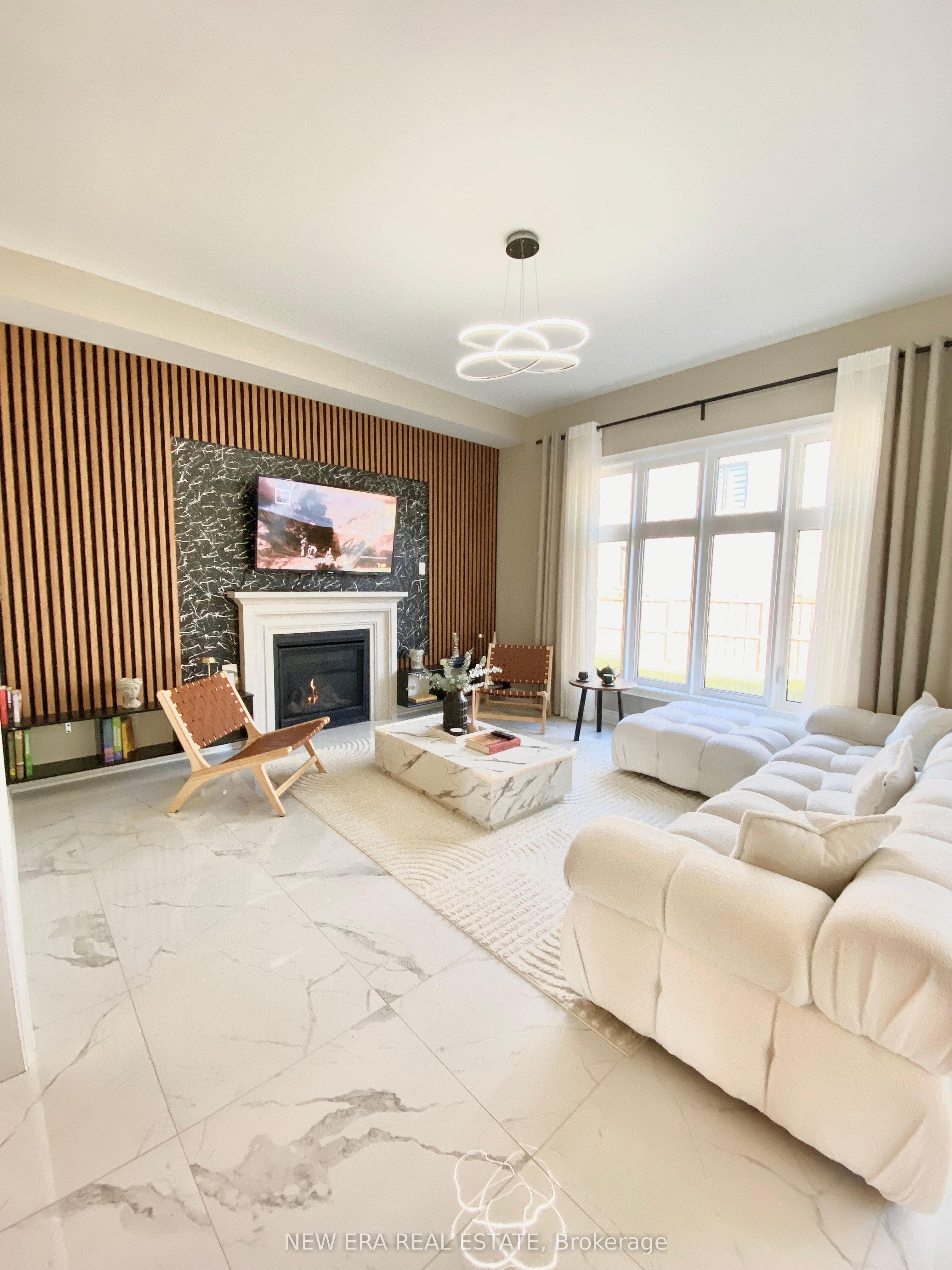 7 Ballanview Court