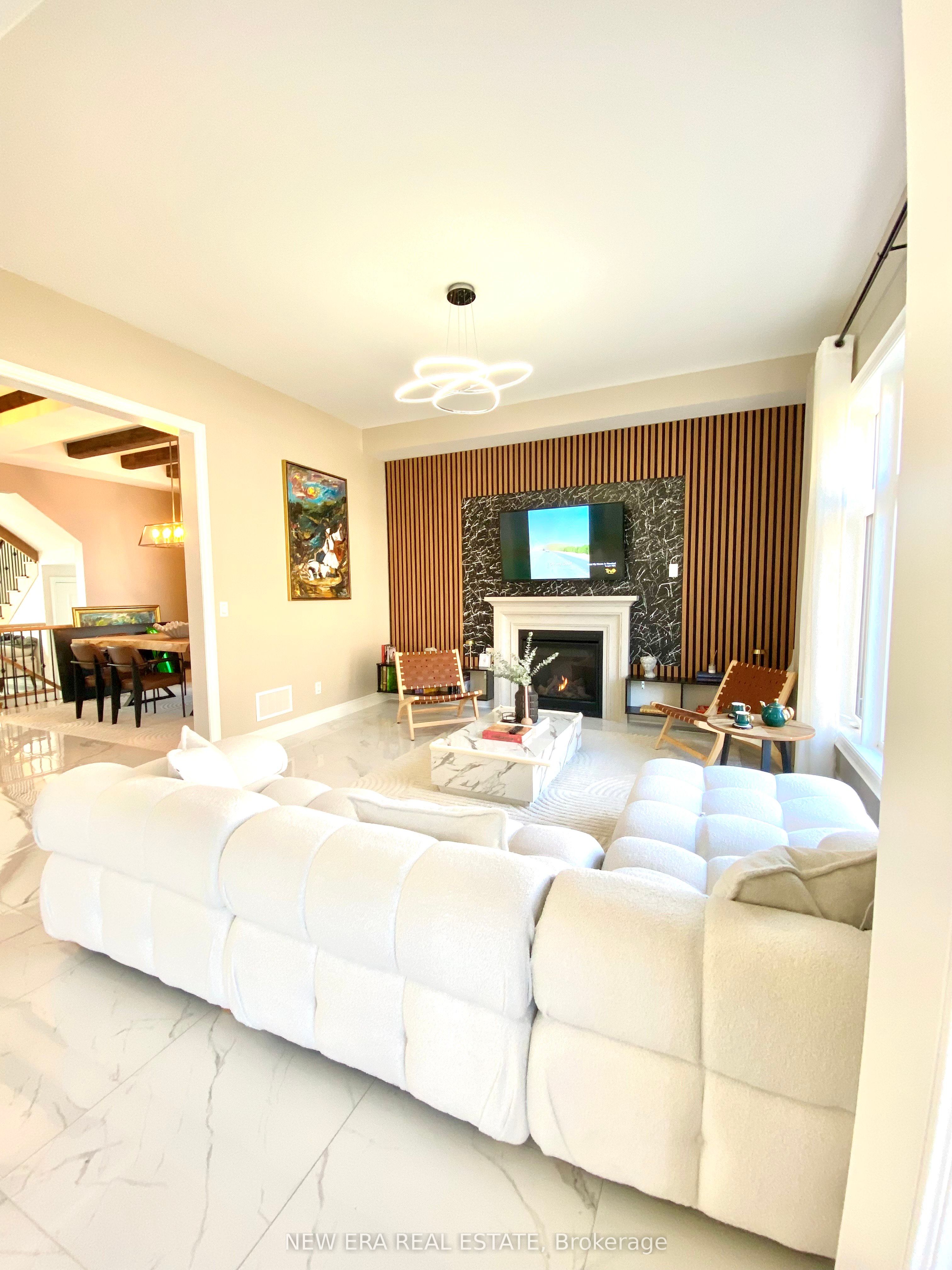 7 Ballanview Court