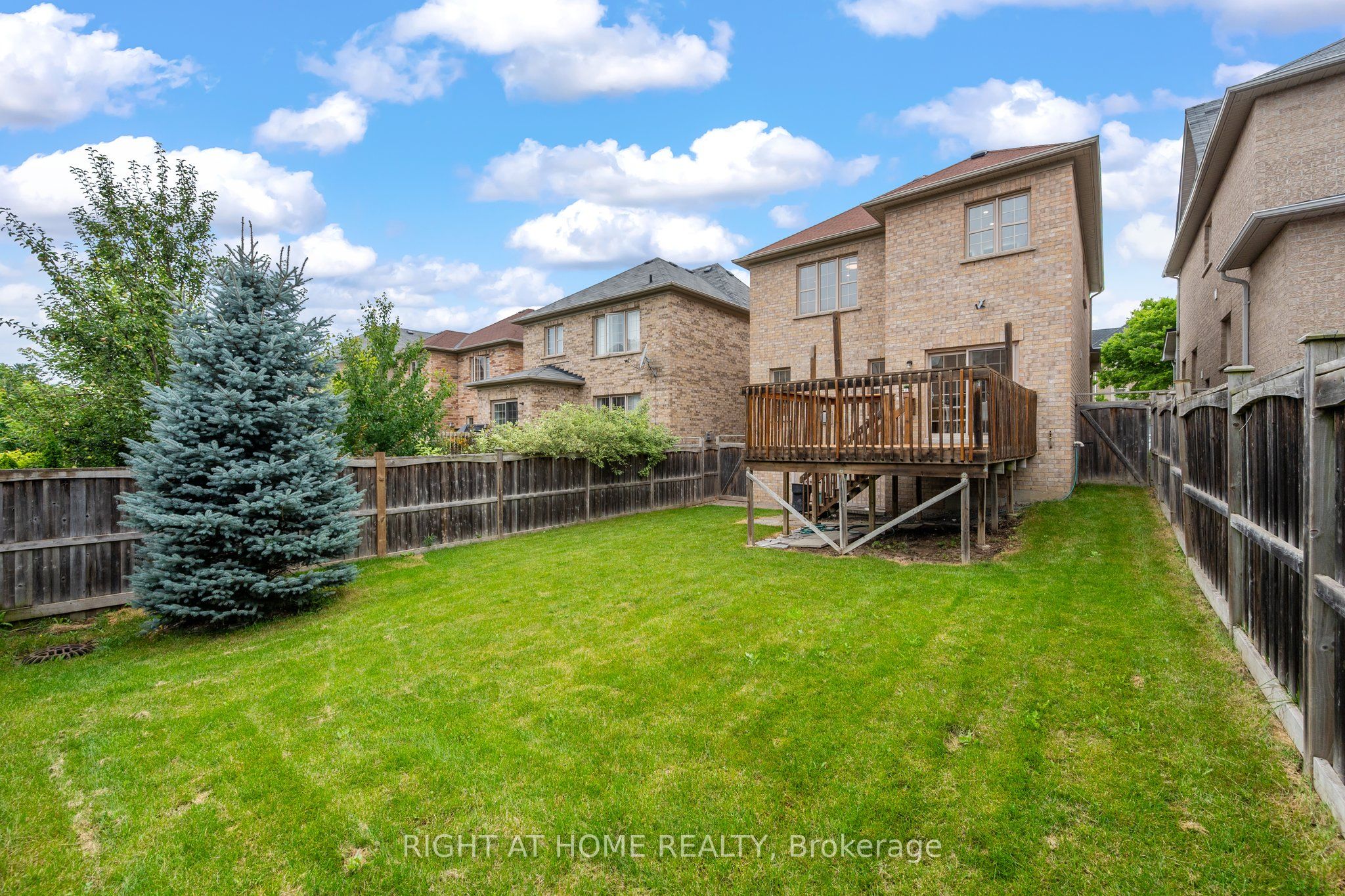 255 Queen Filomena Avenue