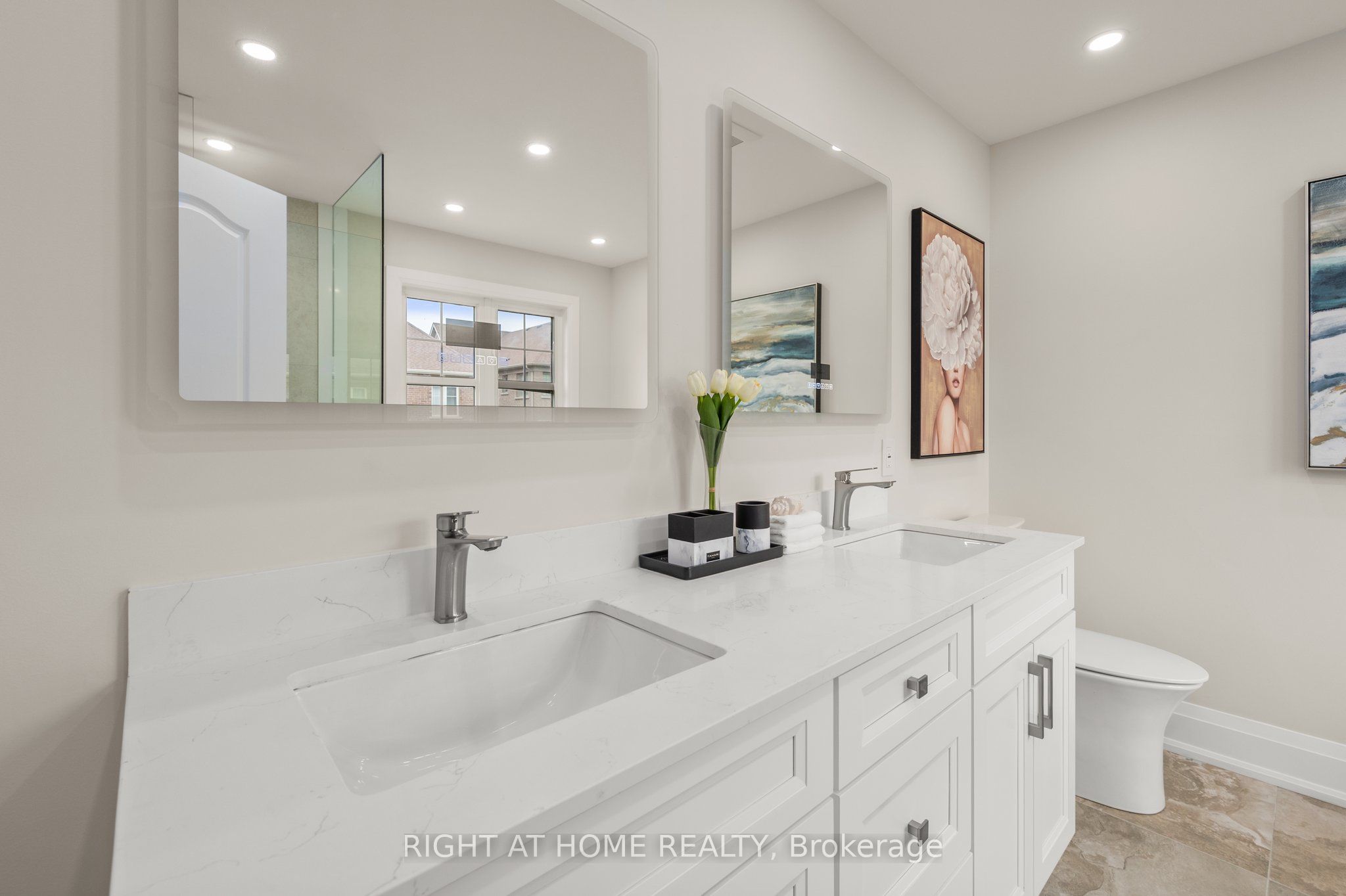 255 Queen Filomena Avenue