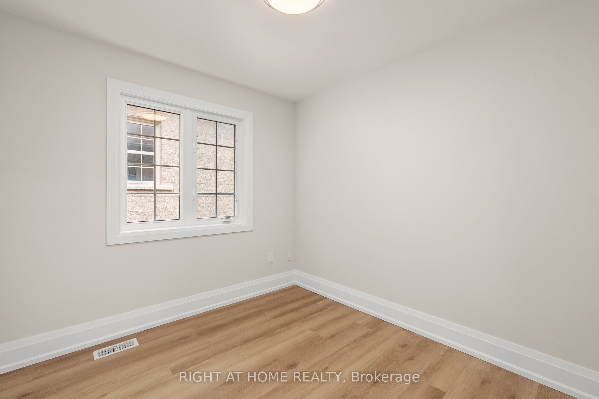 255 Queen Filomena Avenue
