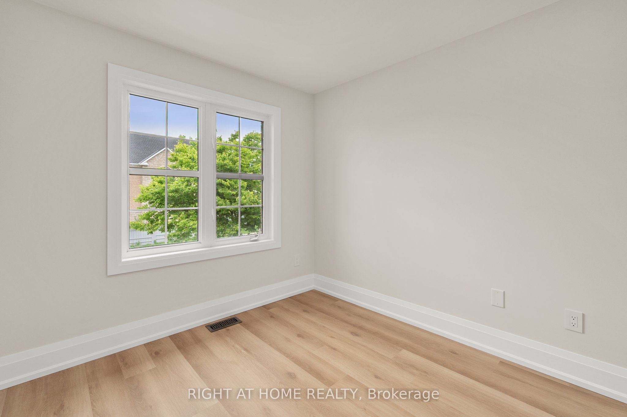 255 Queen Filomena Avenue