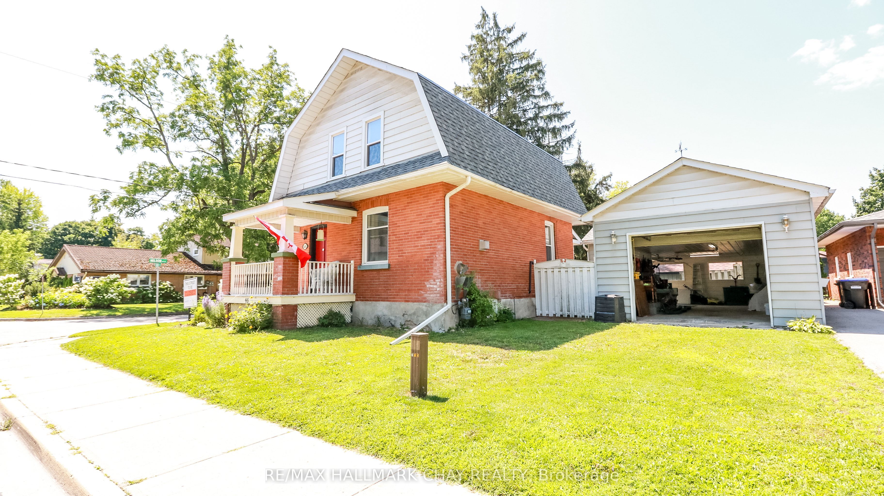 46 Church Street S
