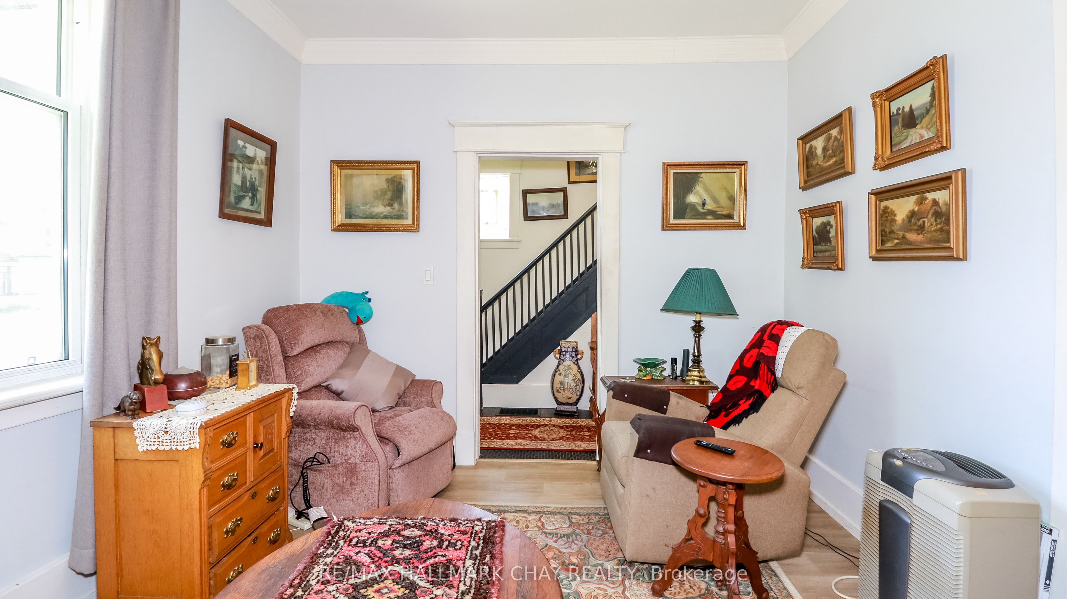 46 Church Street S