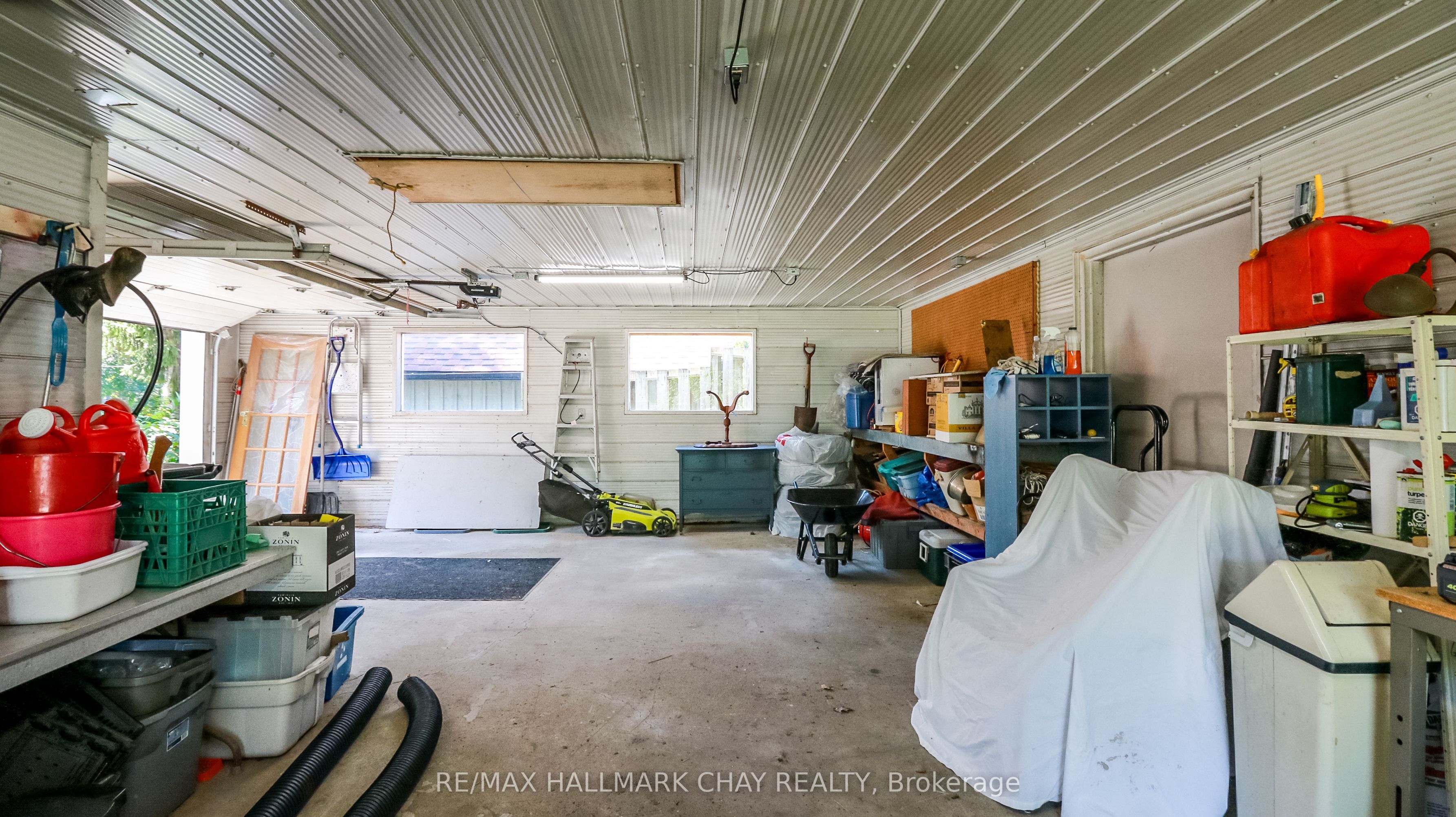 46 Church Street S