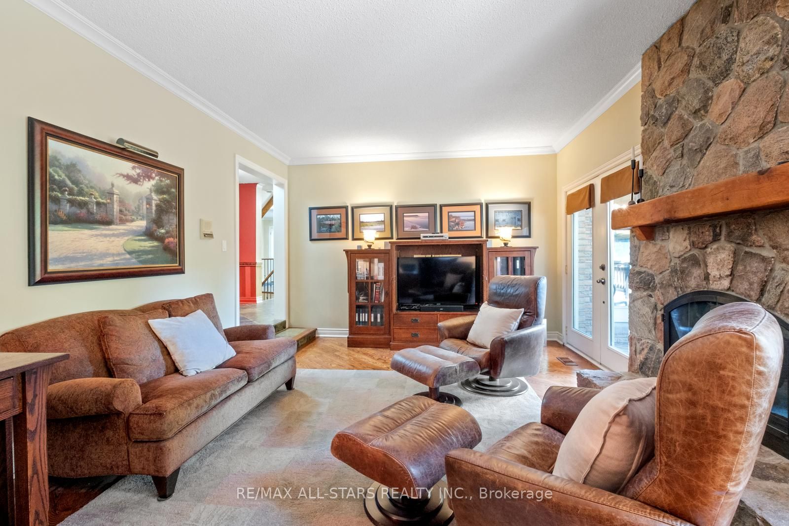 15 Skyridge Court