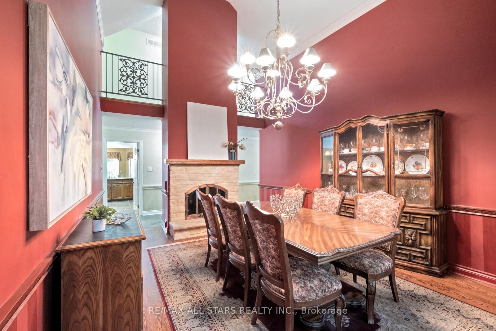 15 Skyridge Court