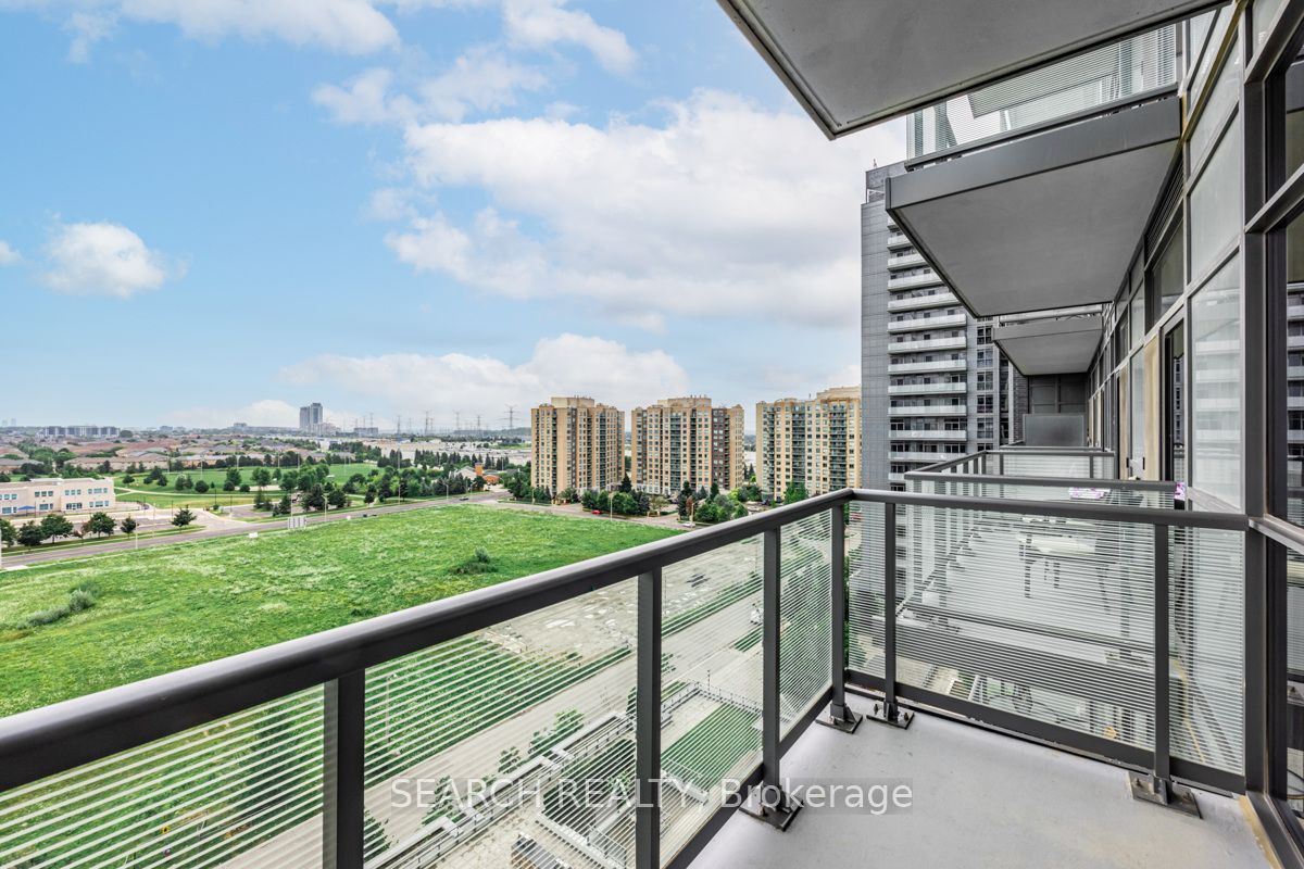 65 Oneida Crescent #1010