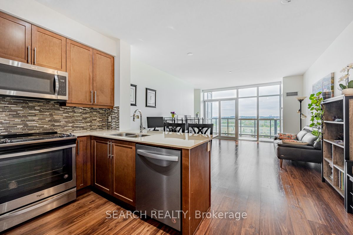 65 Oneida Crescent #1010
