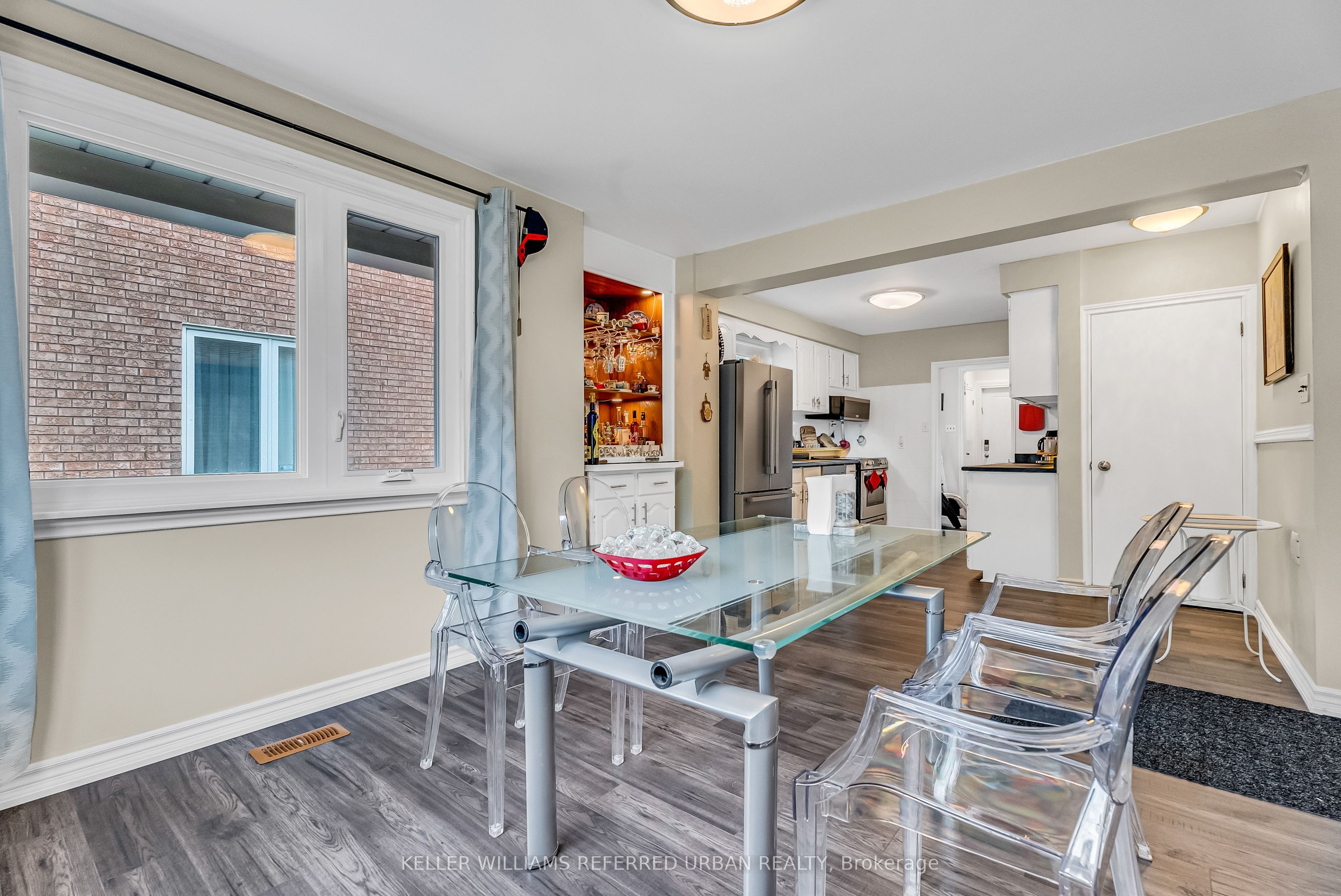 86 Morgan Avenue