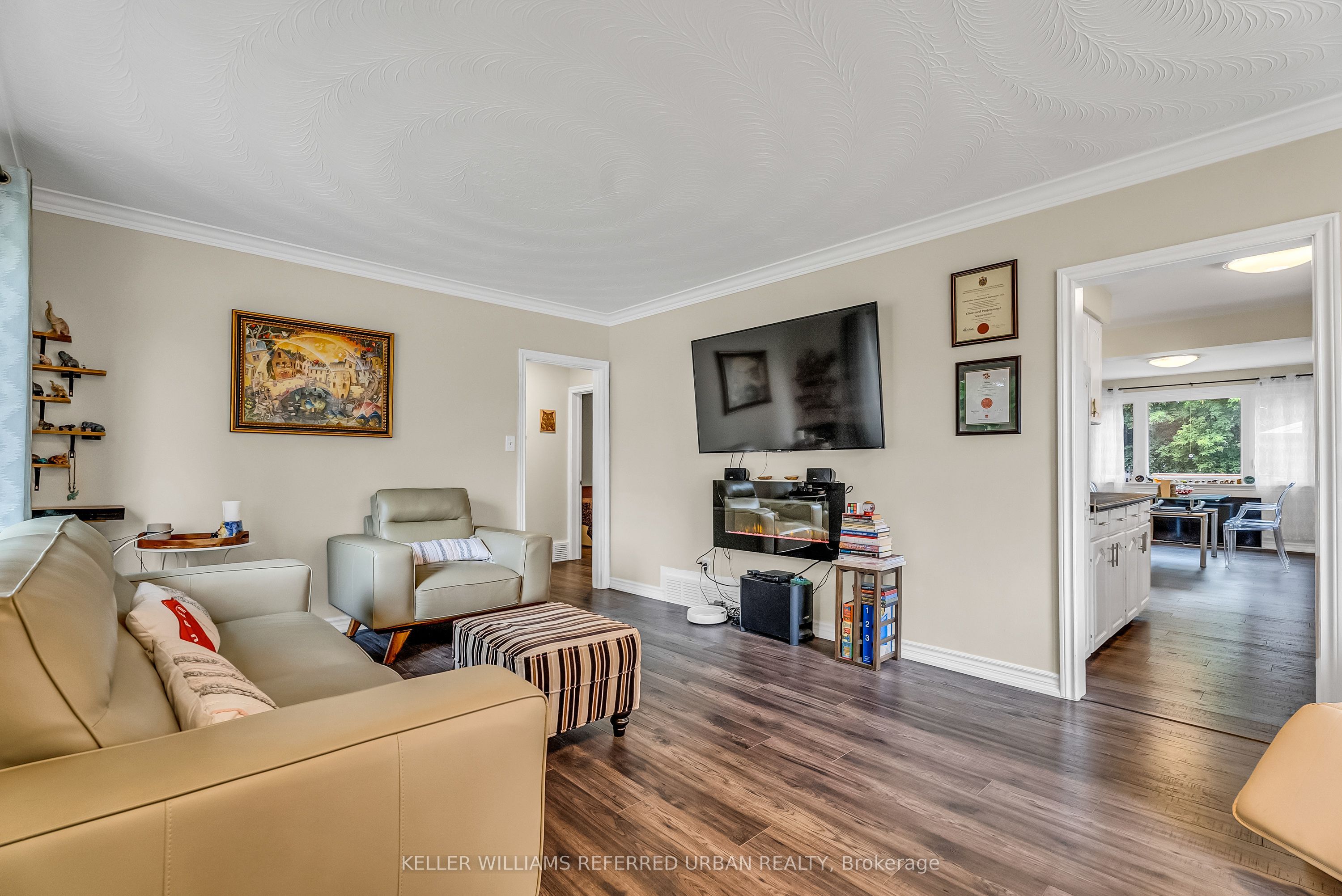 86 Morgan Avenue