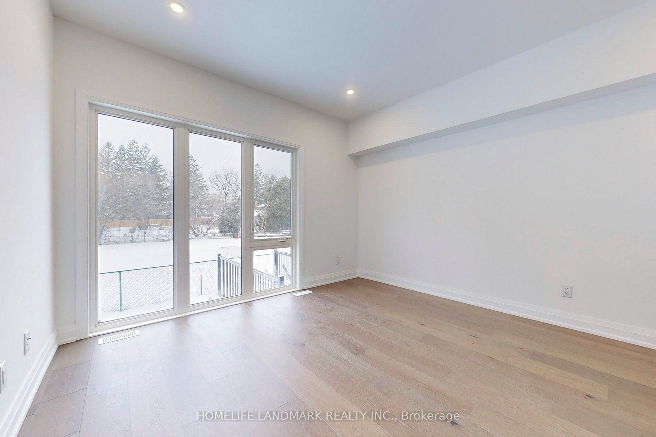 22 Persica Street #Lower
