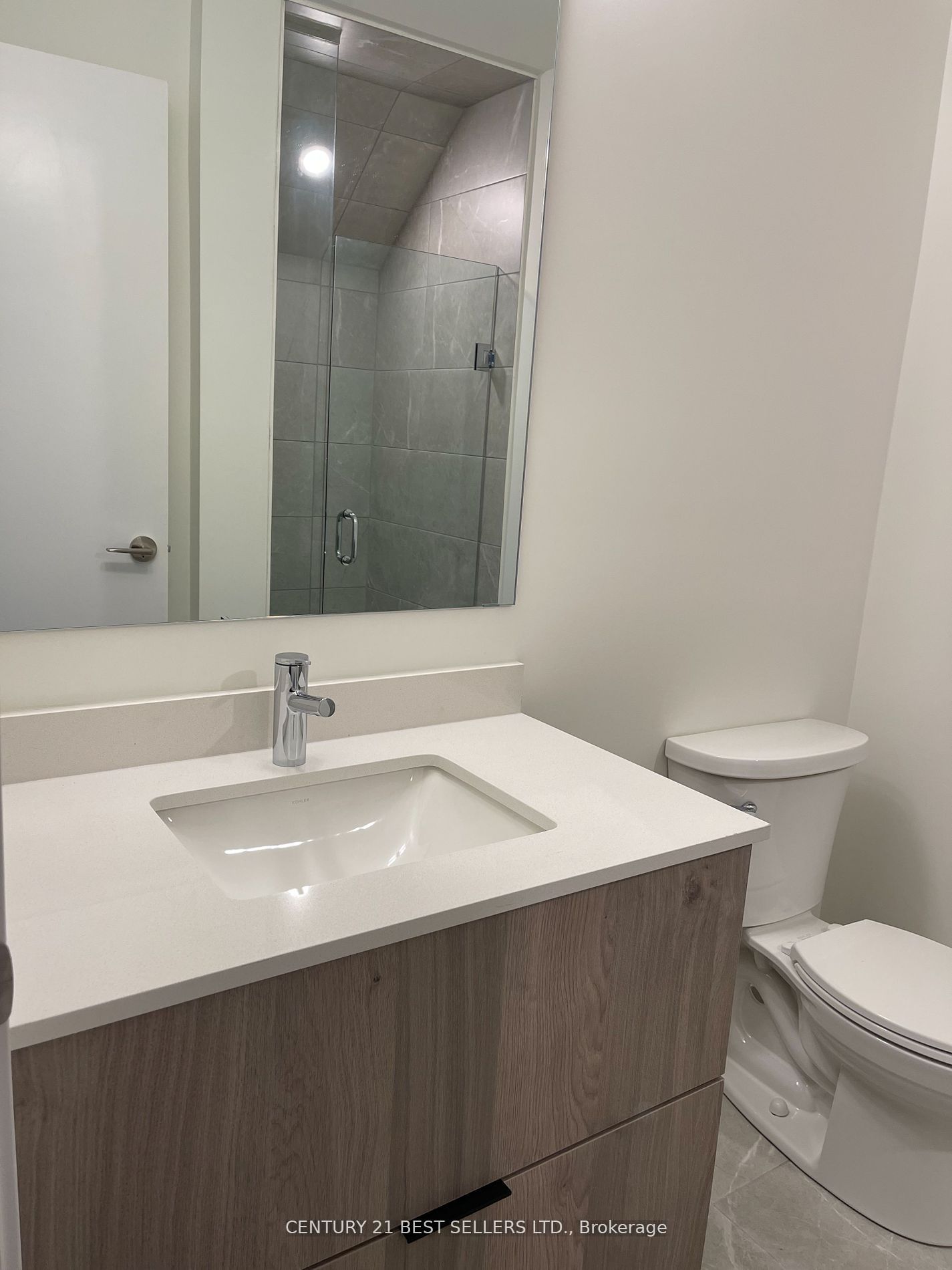 8 David Eyer Road #1221