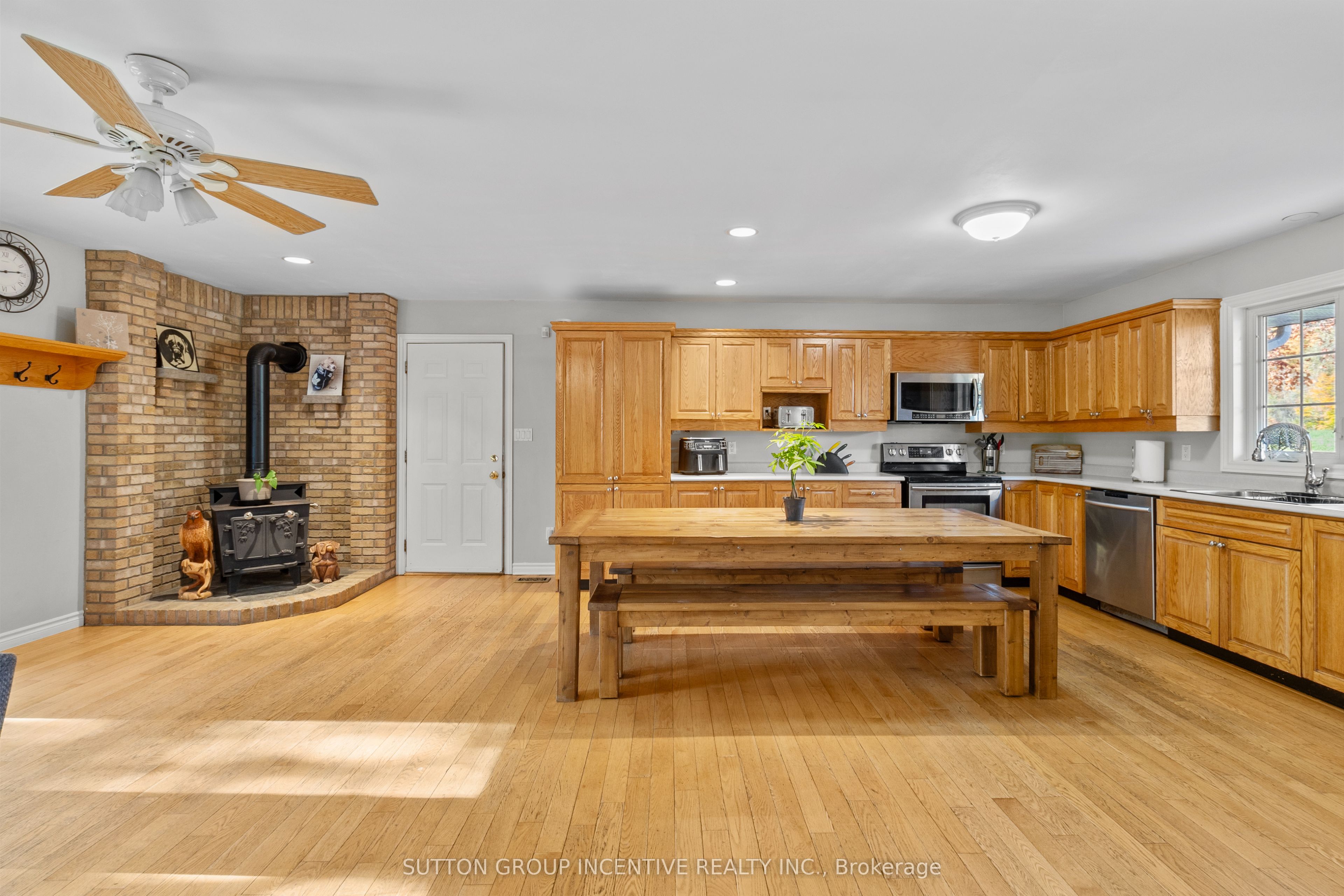 6072 5th Side Road