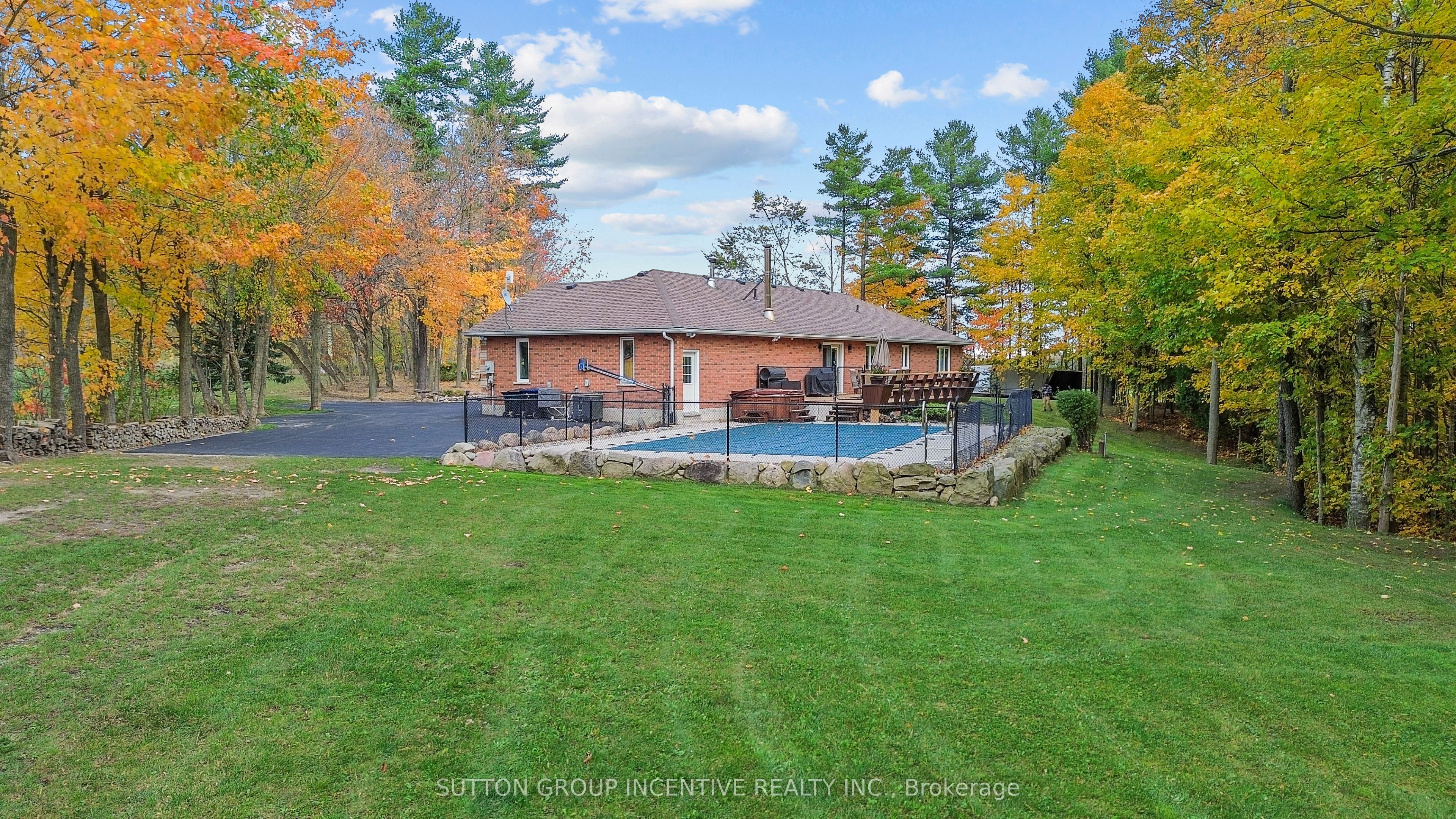 6072 5th Side Road