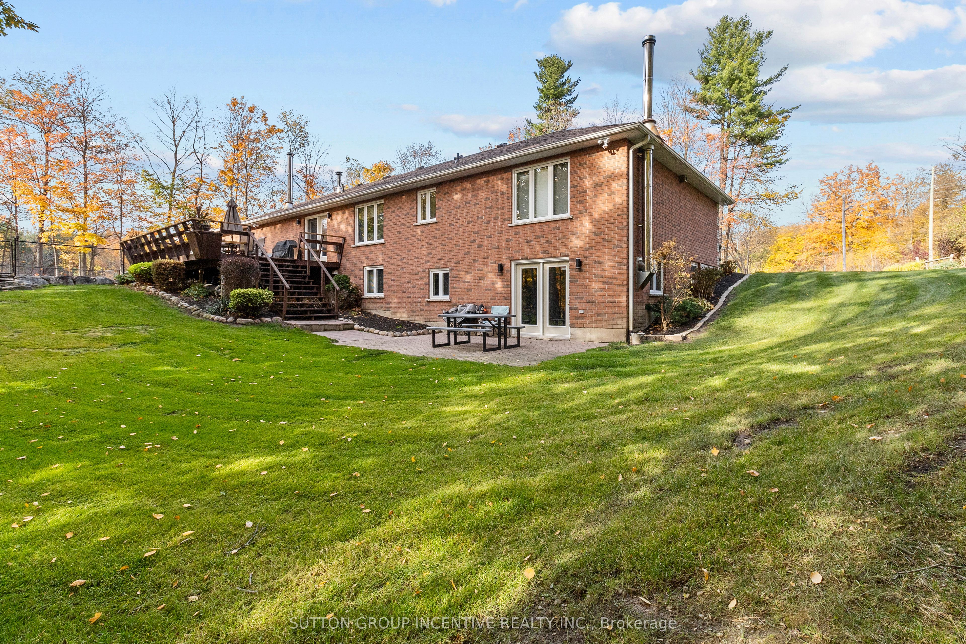 6072 5th Side Road