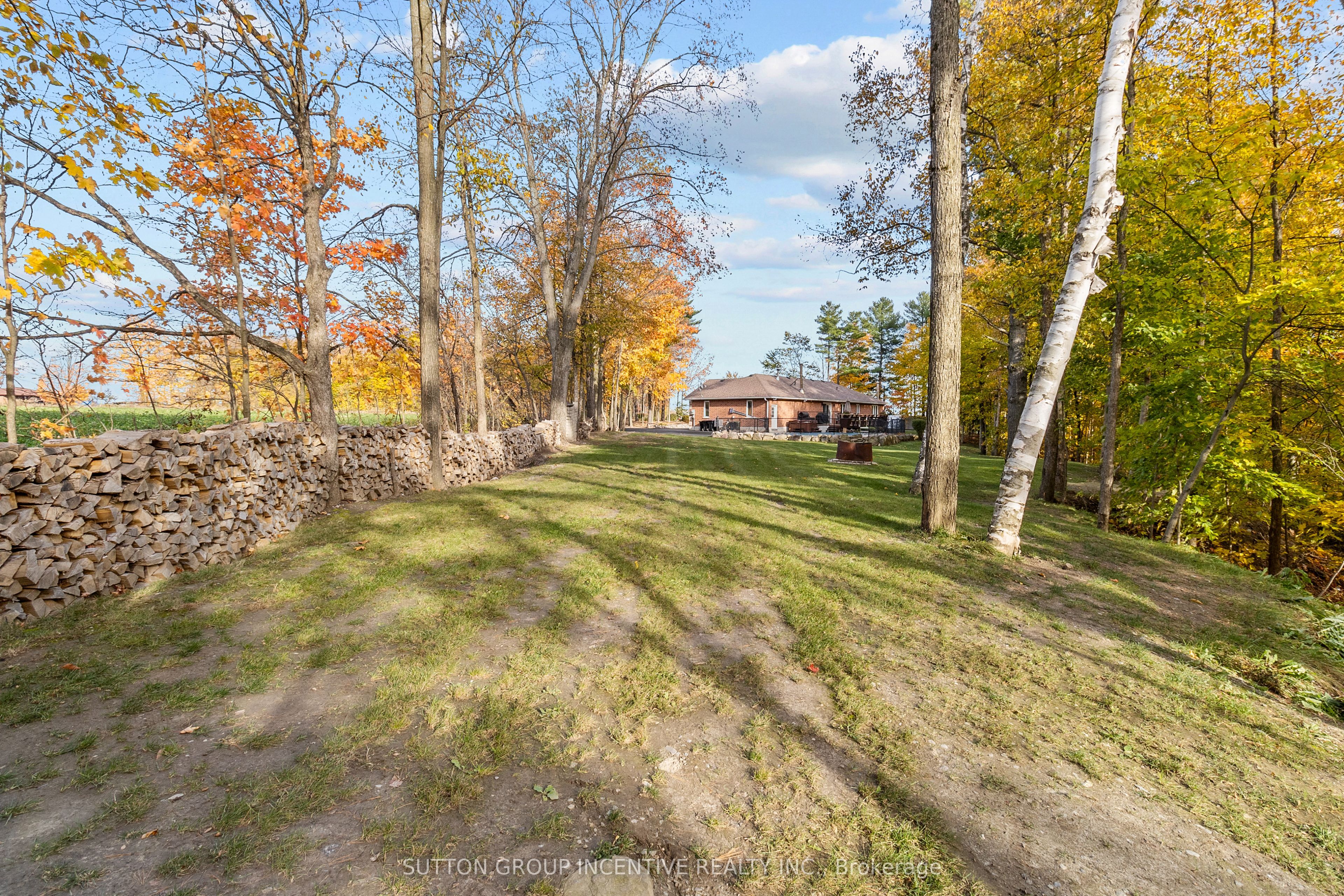 6072 5th Side Road