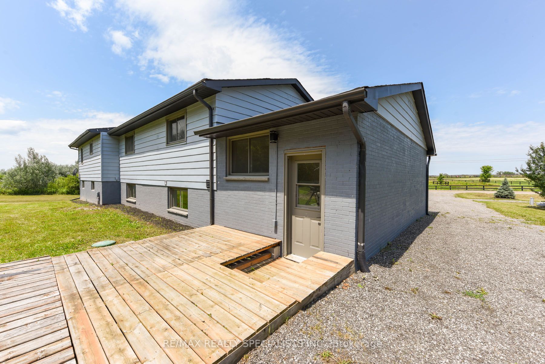 5277 5th Side Road