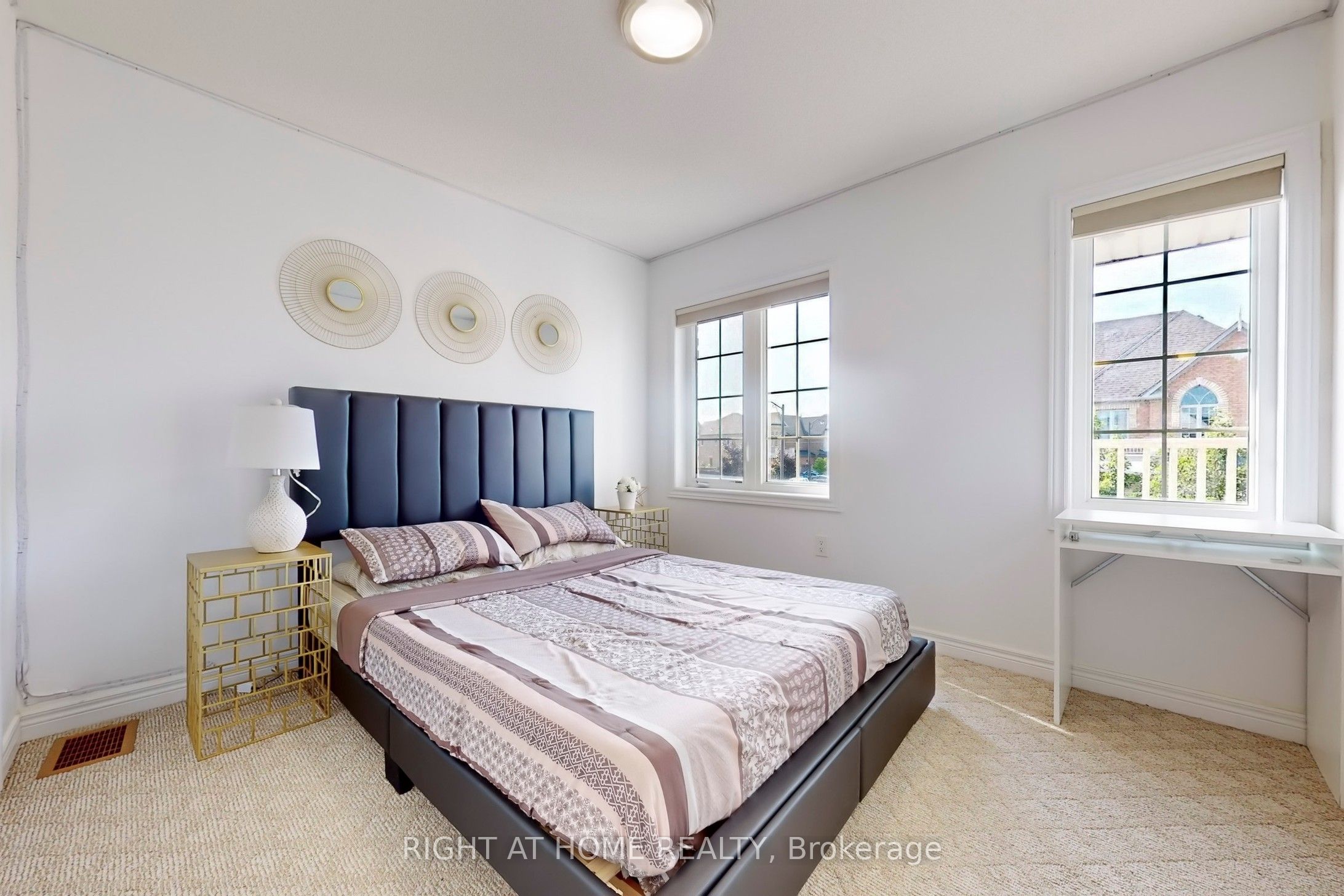 222 Kincardine Street