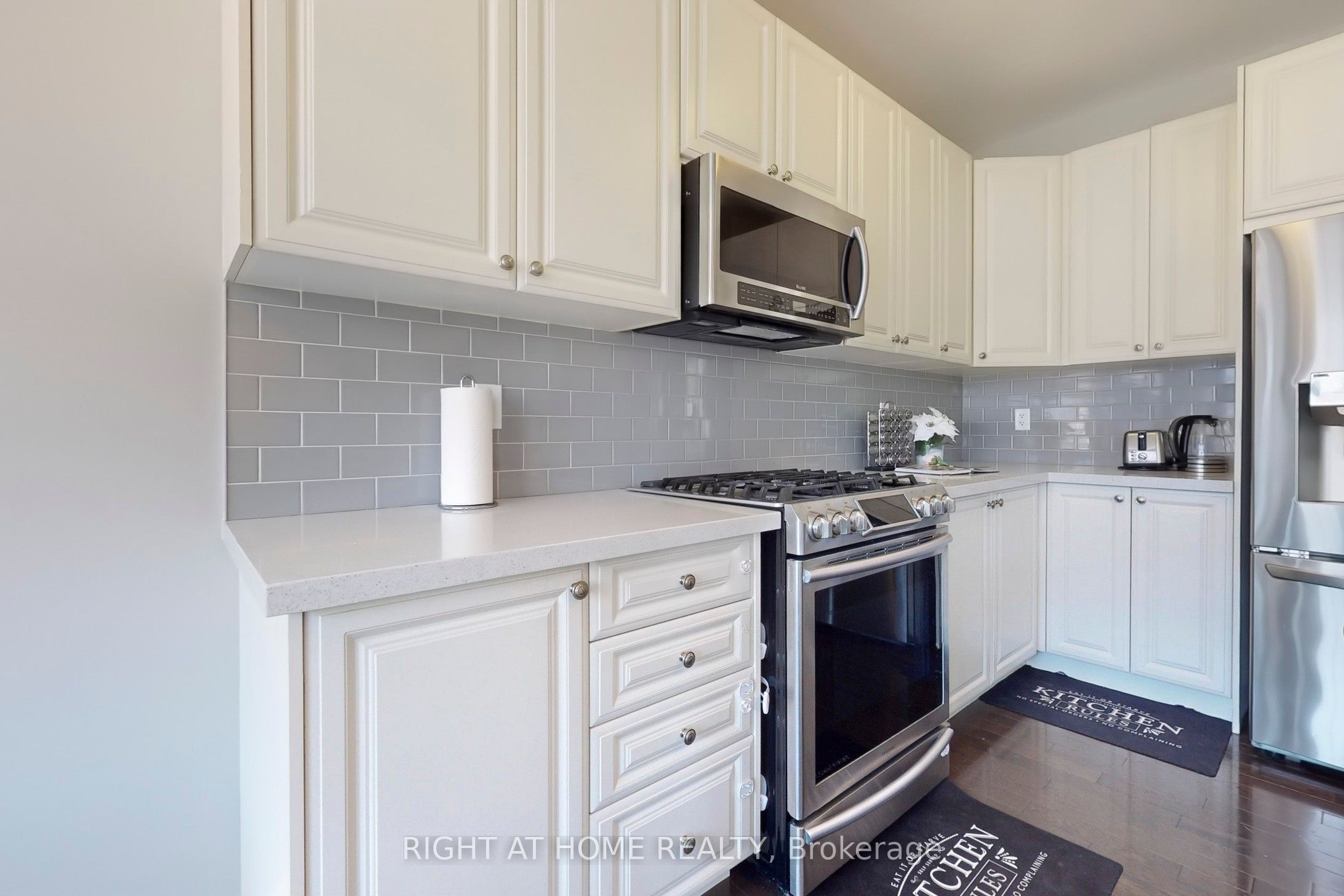 222 Kincardine Street