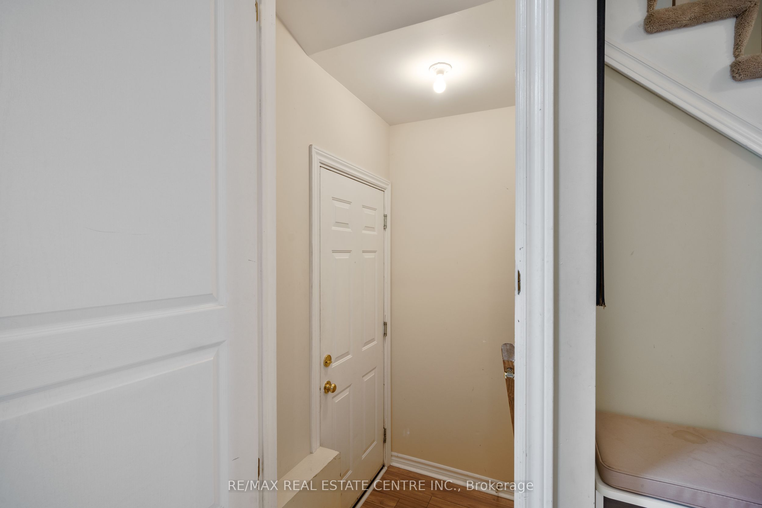 850 Leslie Drive