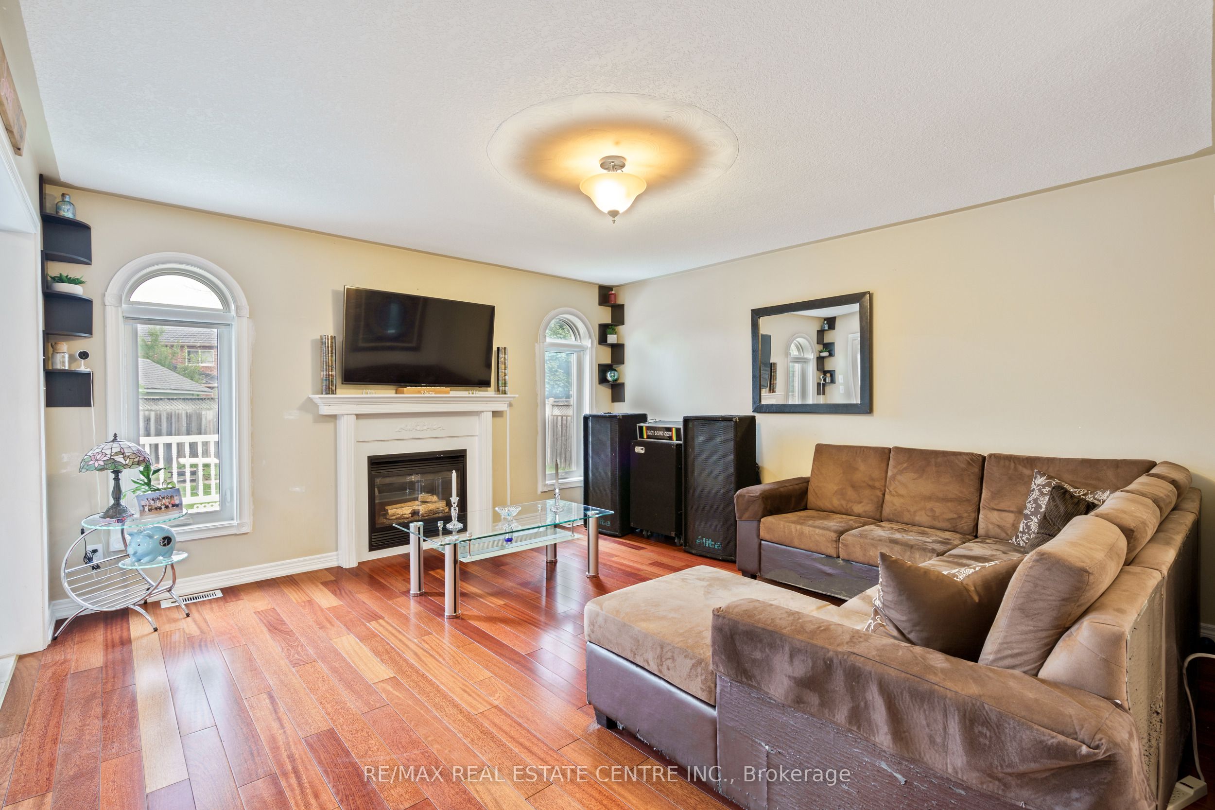 850 Leslie Drive