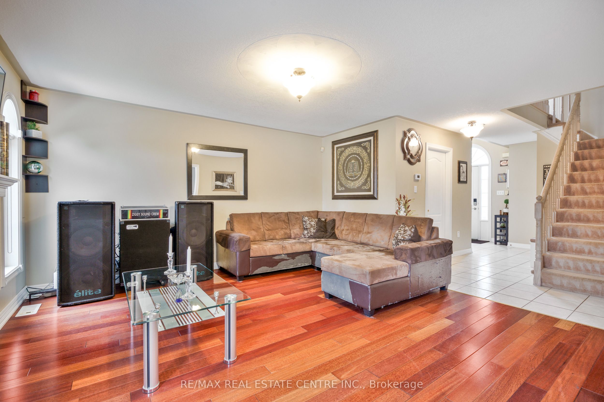 850 Leslie Drive