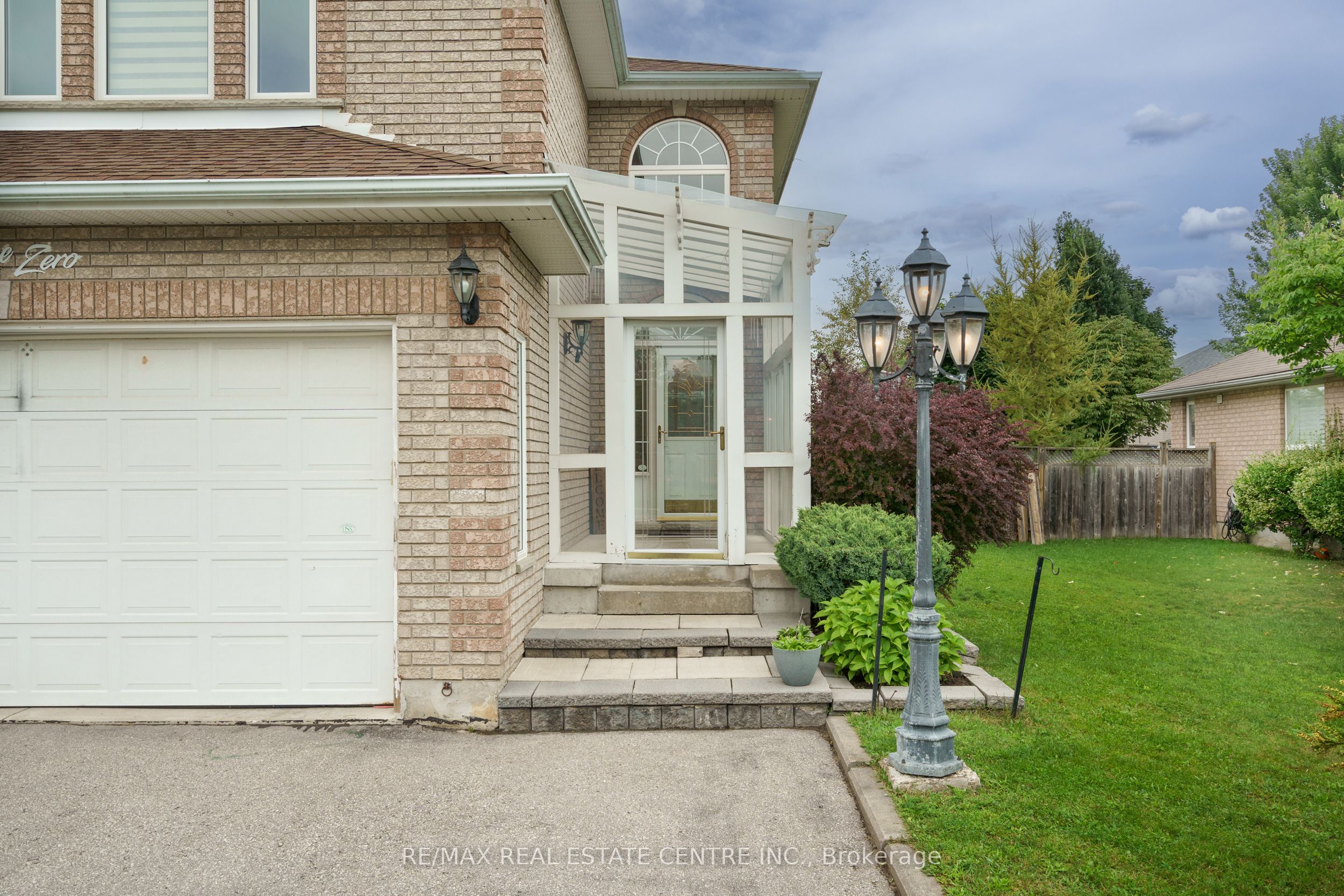 850 Leslie Drive