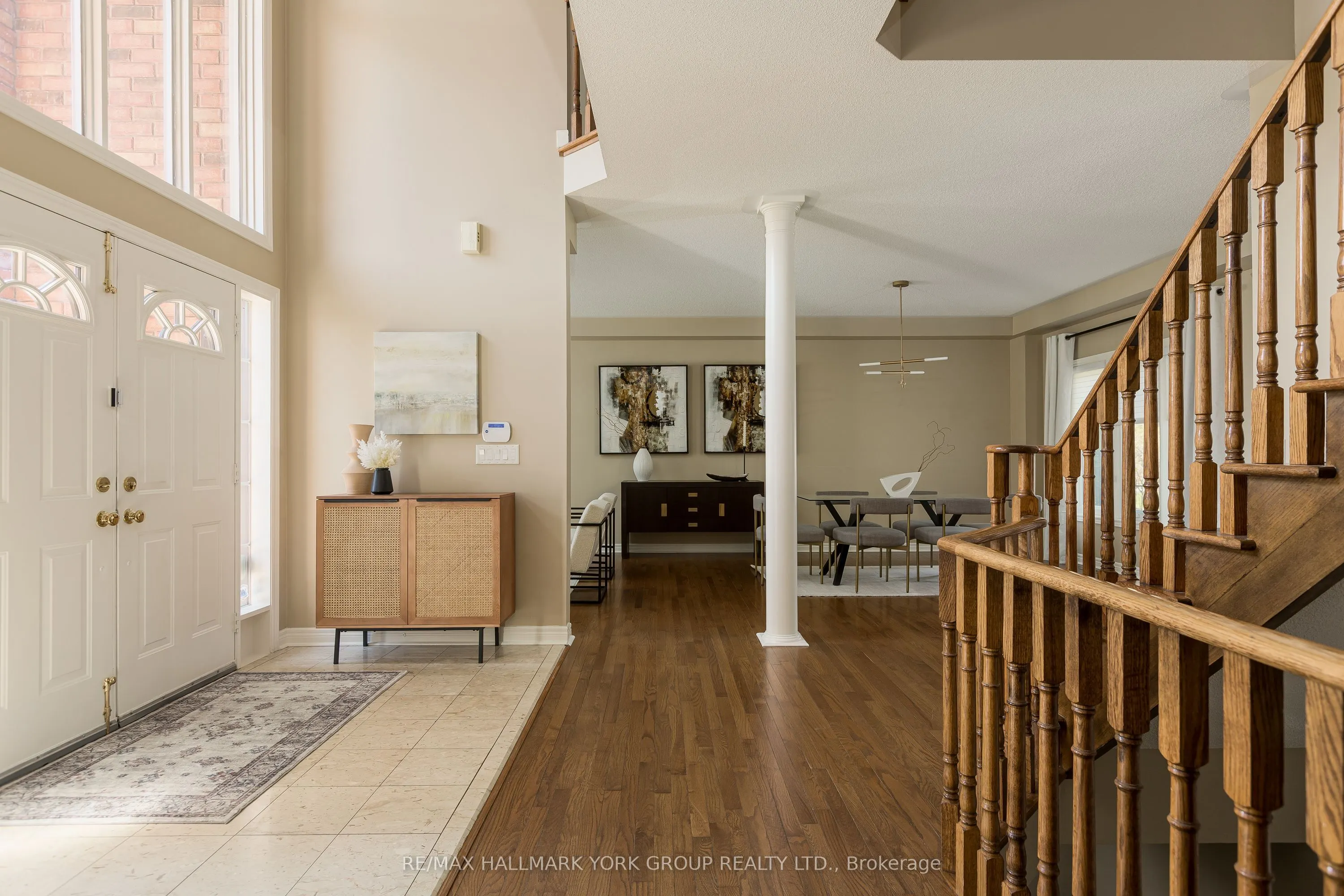 52 Forester Crescent