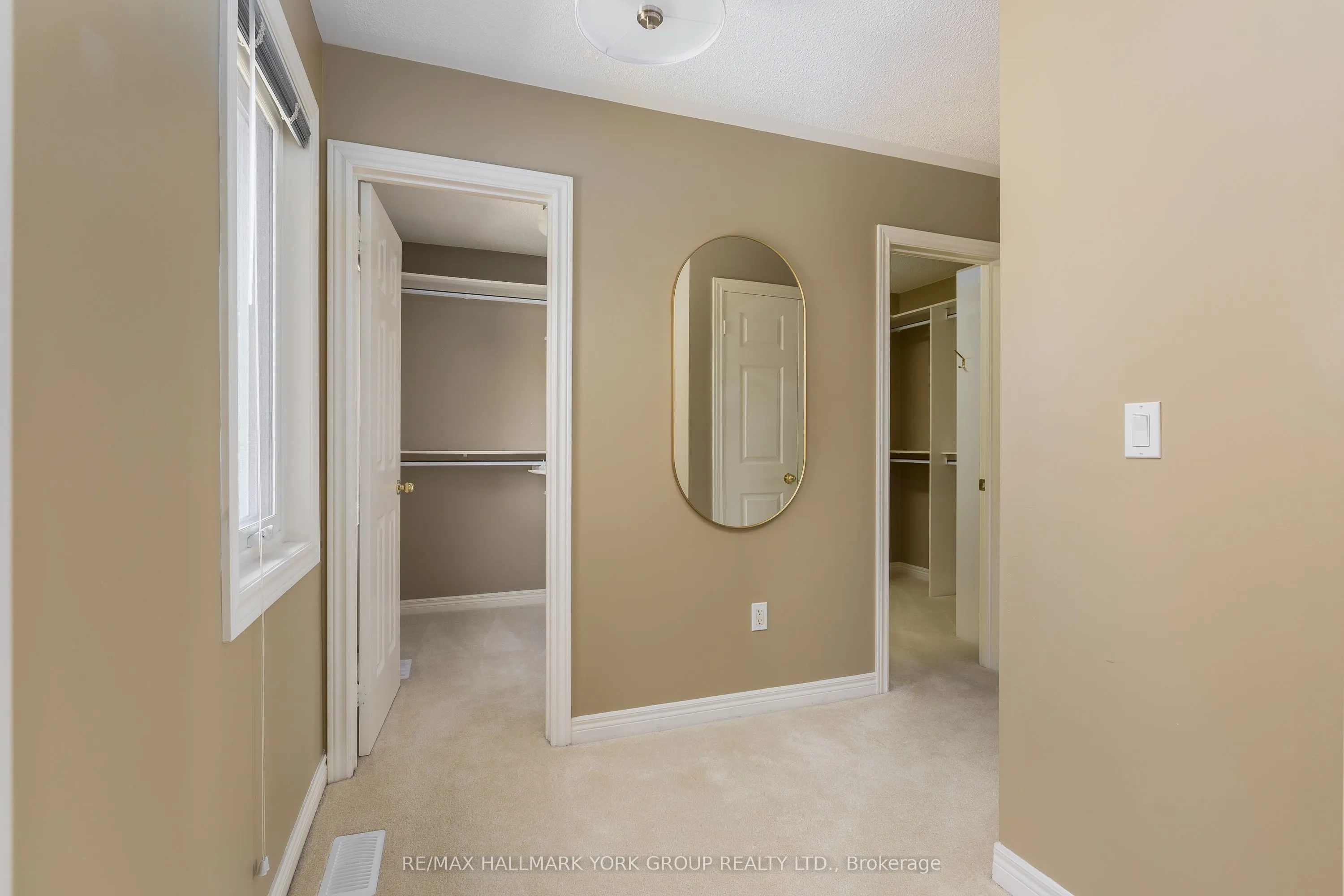 52 Forester Crescent