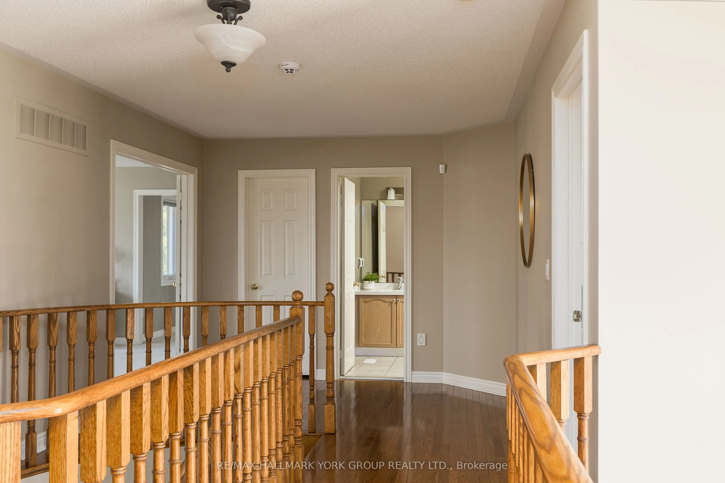 52 Forester Crescent