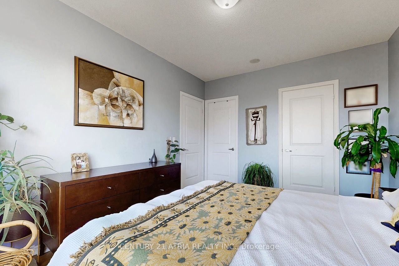 9235 Jane Street #1609