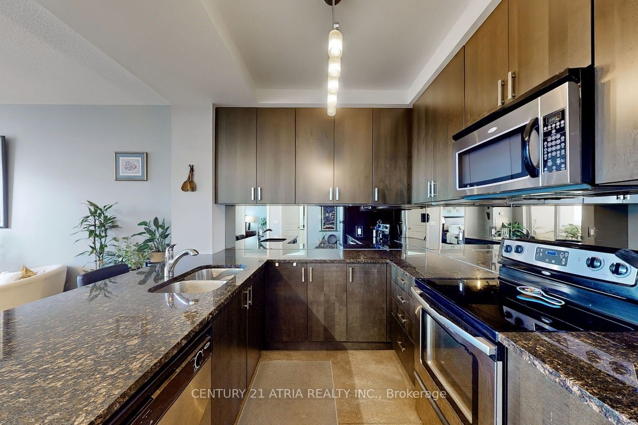 9235 Jane Street #1609