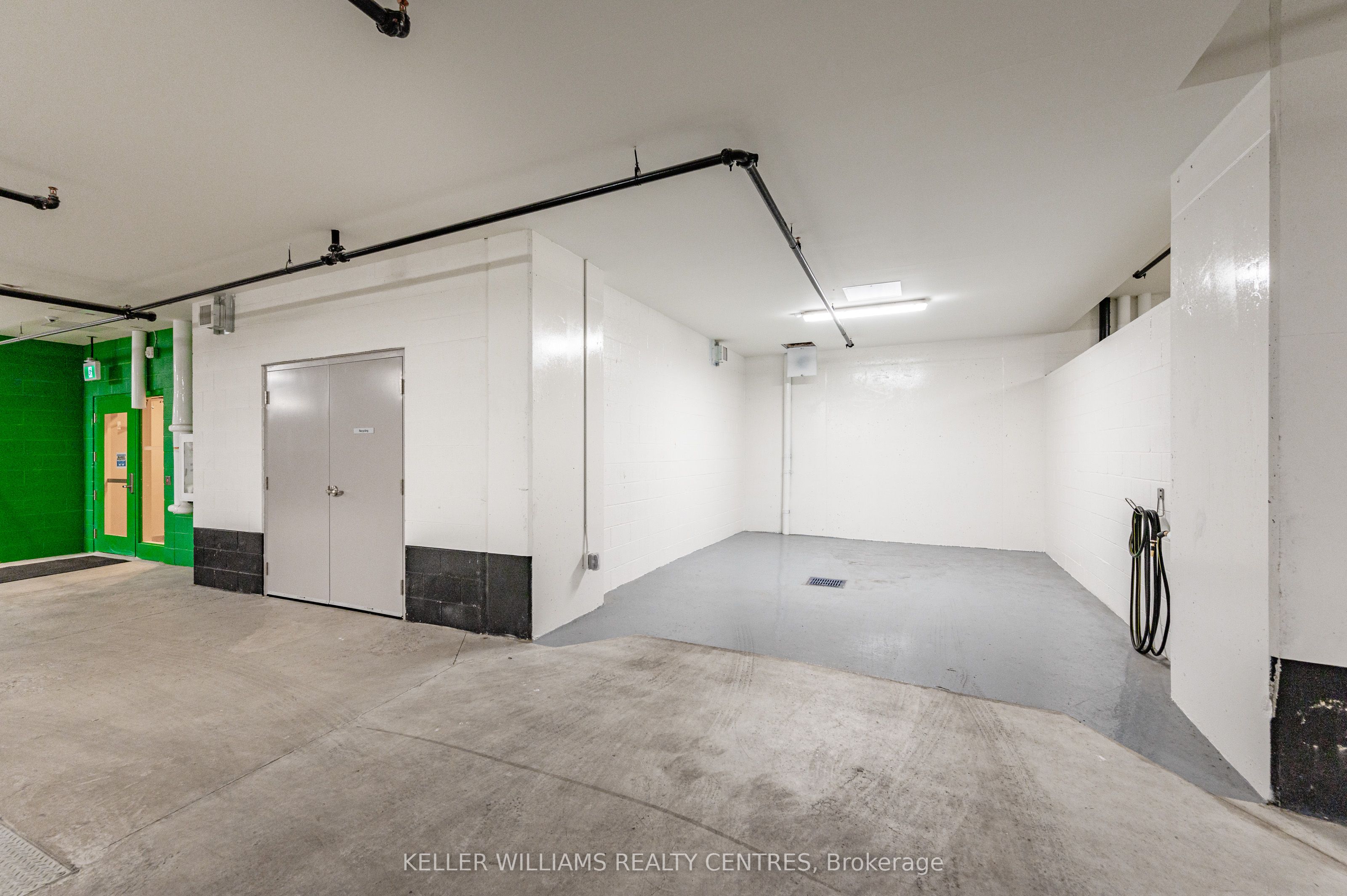 460 William Graham Drive #318