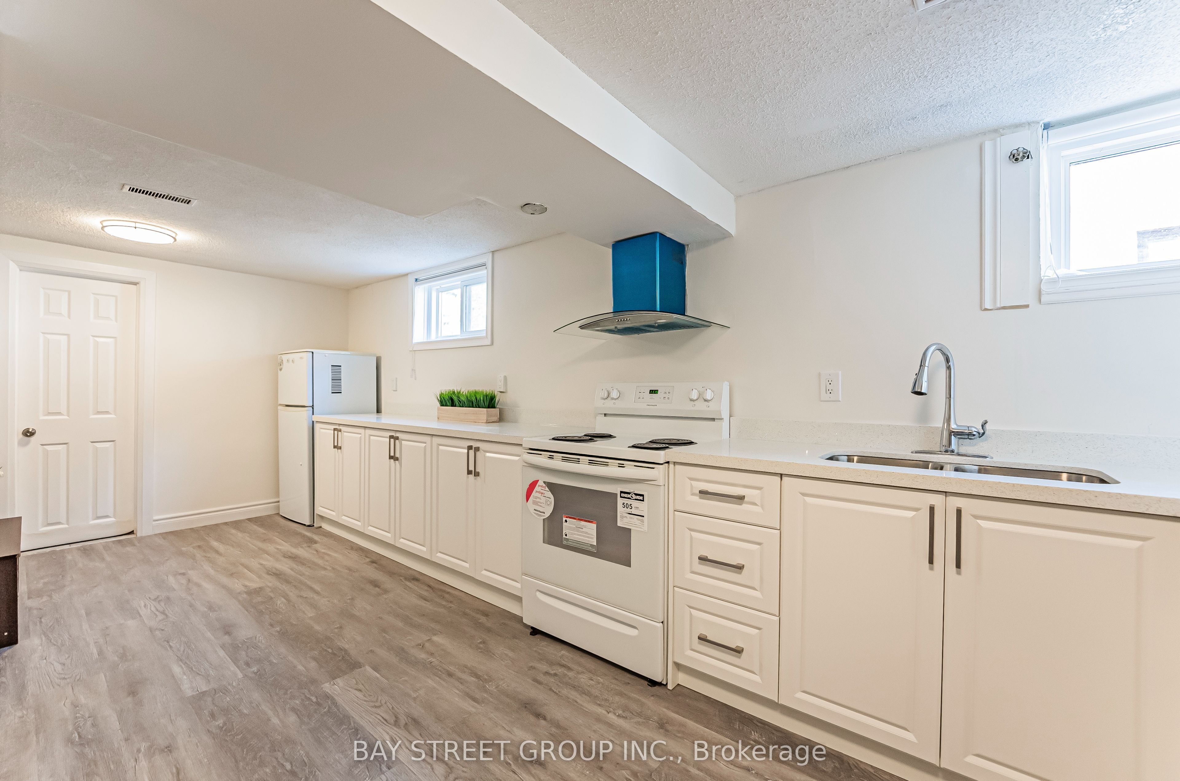 52 Glen Cameron Road